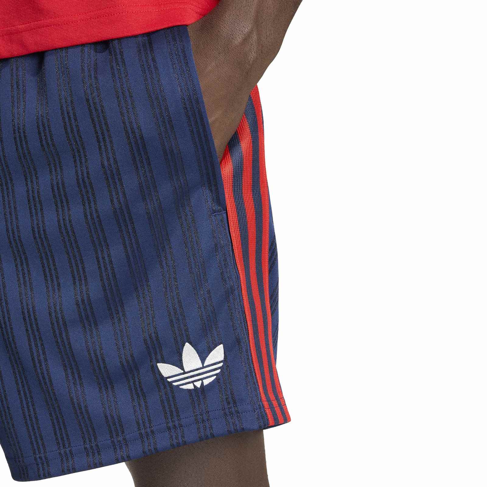 adidas Originals Arsenal Football 2025/26 Mens Short - Image 4