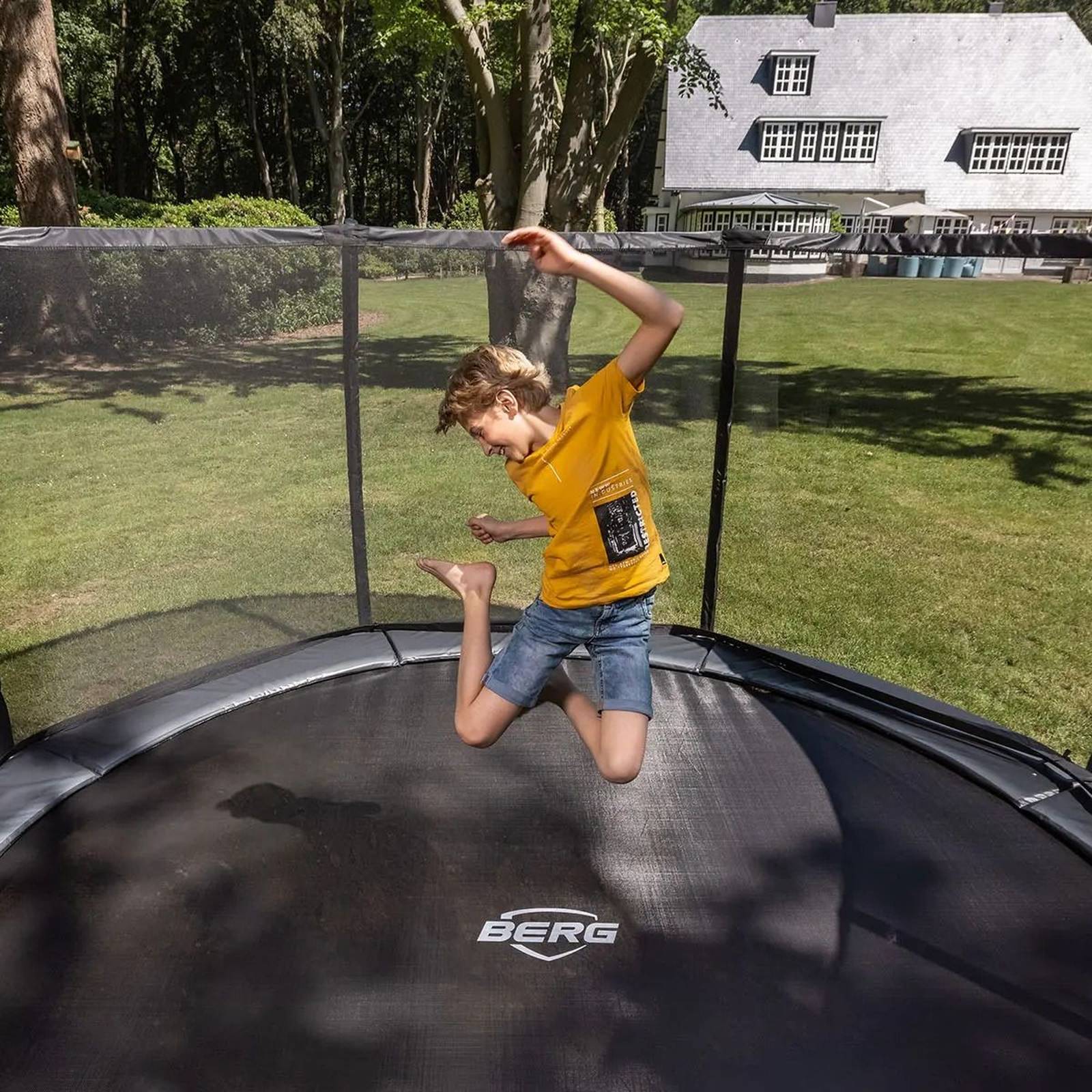 BERG Champion InGround 430 Trampoline Grey + Safety Net Deluxe - Image 3