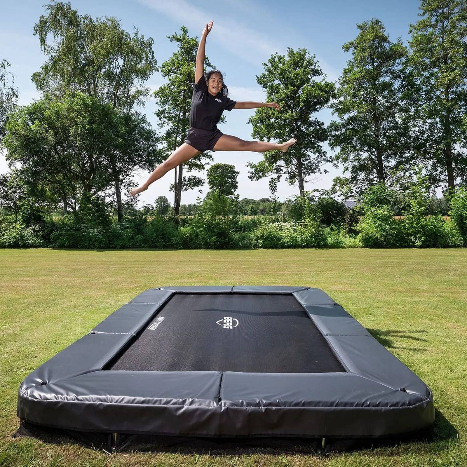 BERG SPORTS Ultim Champion InGround 330 Trampoline Grey - Image 3