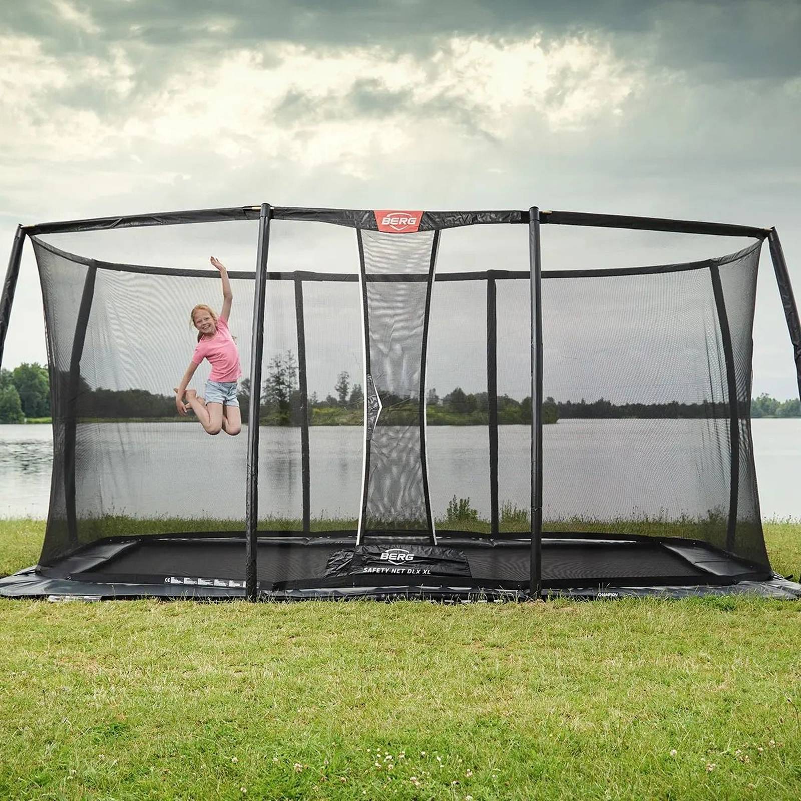 BERG Ultim Champion FlatGround 410 Trampoline Grey + Safety Net DLX XL - Image 2