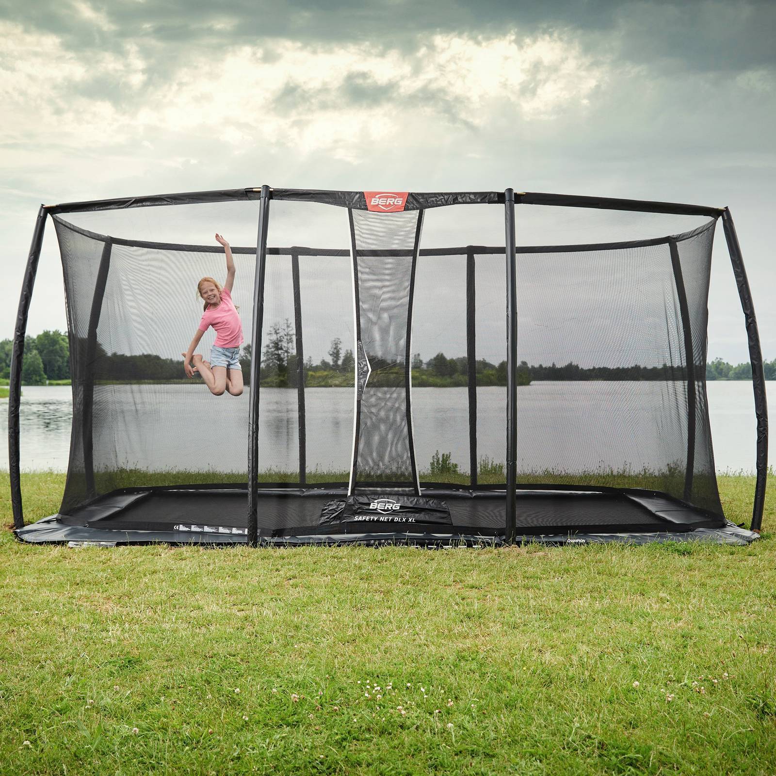 BERG Ultim Elite FlatGround 500 Trampoline Grey + Safety Net DLX XL - Image 2