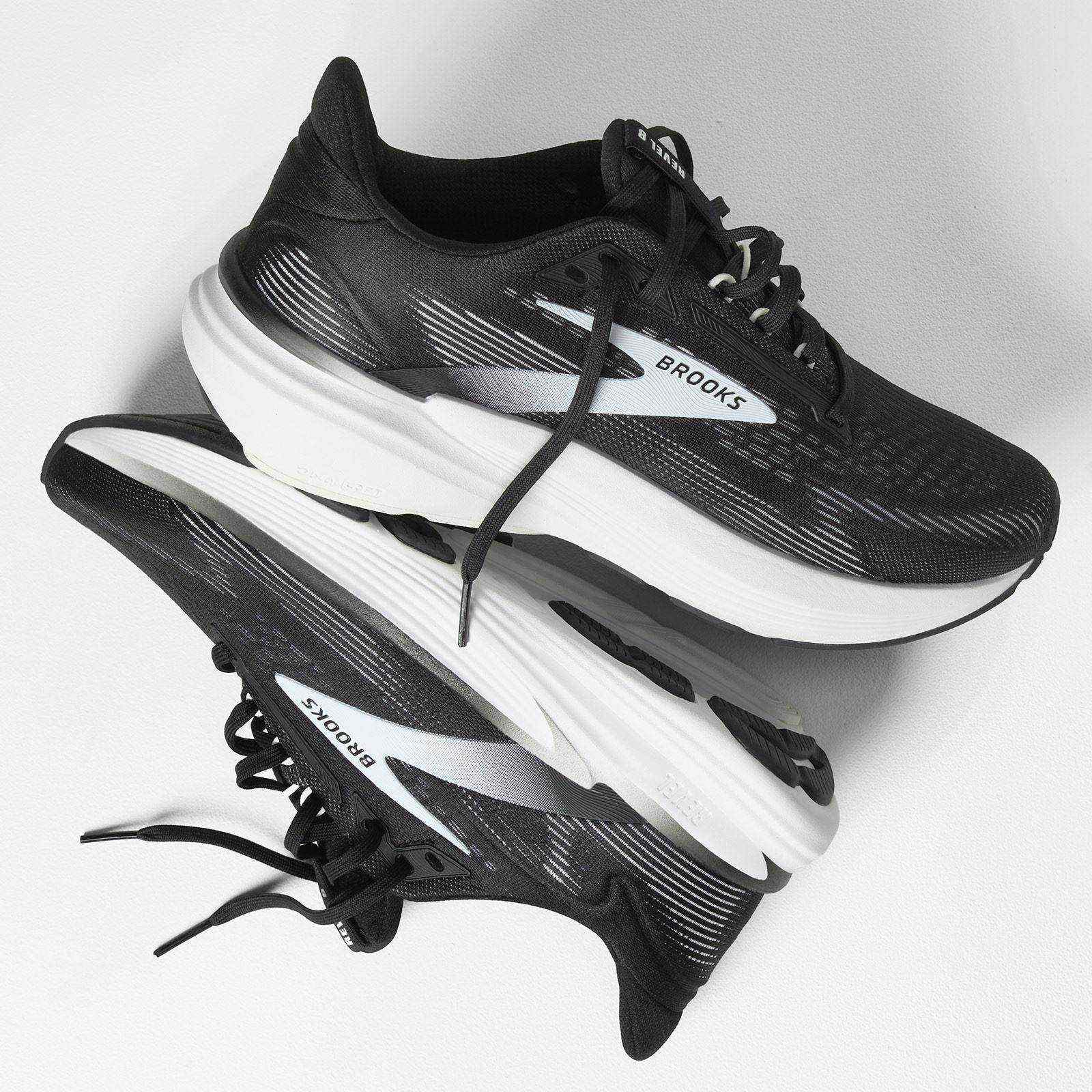 Brooks Revel 8 Womens Running Shoes - Image 8