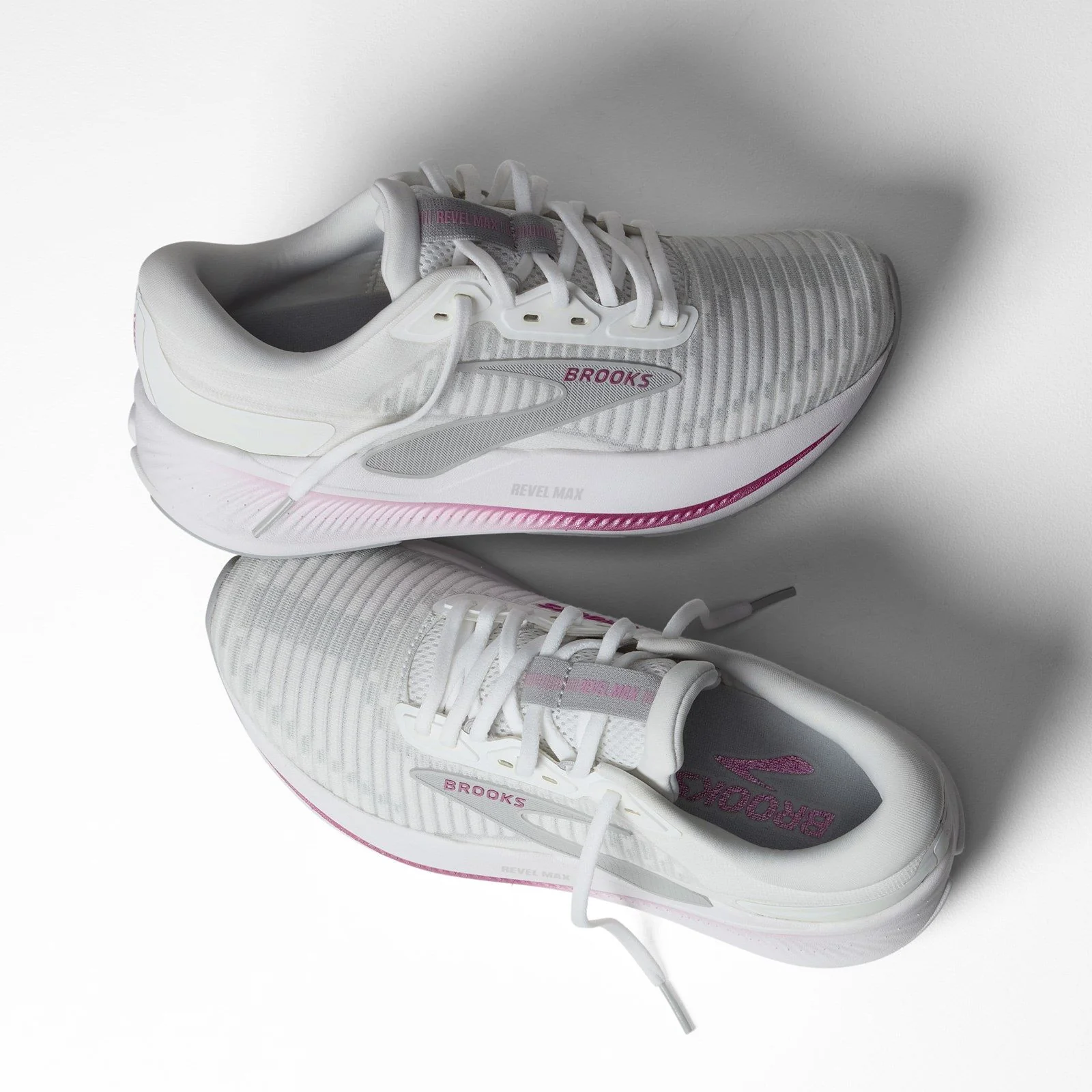 Brooks Womens Revel Max Running Shoes White - Image 7