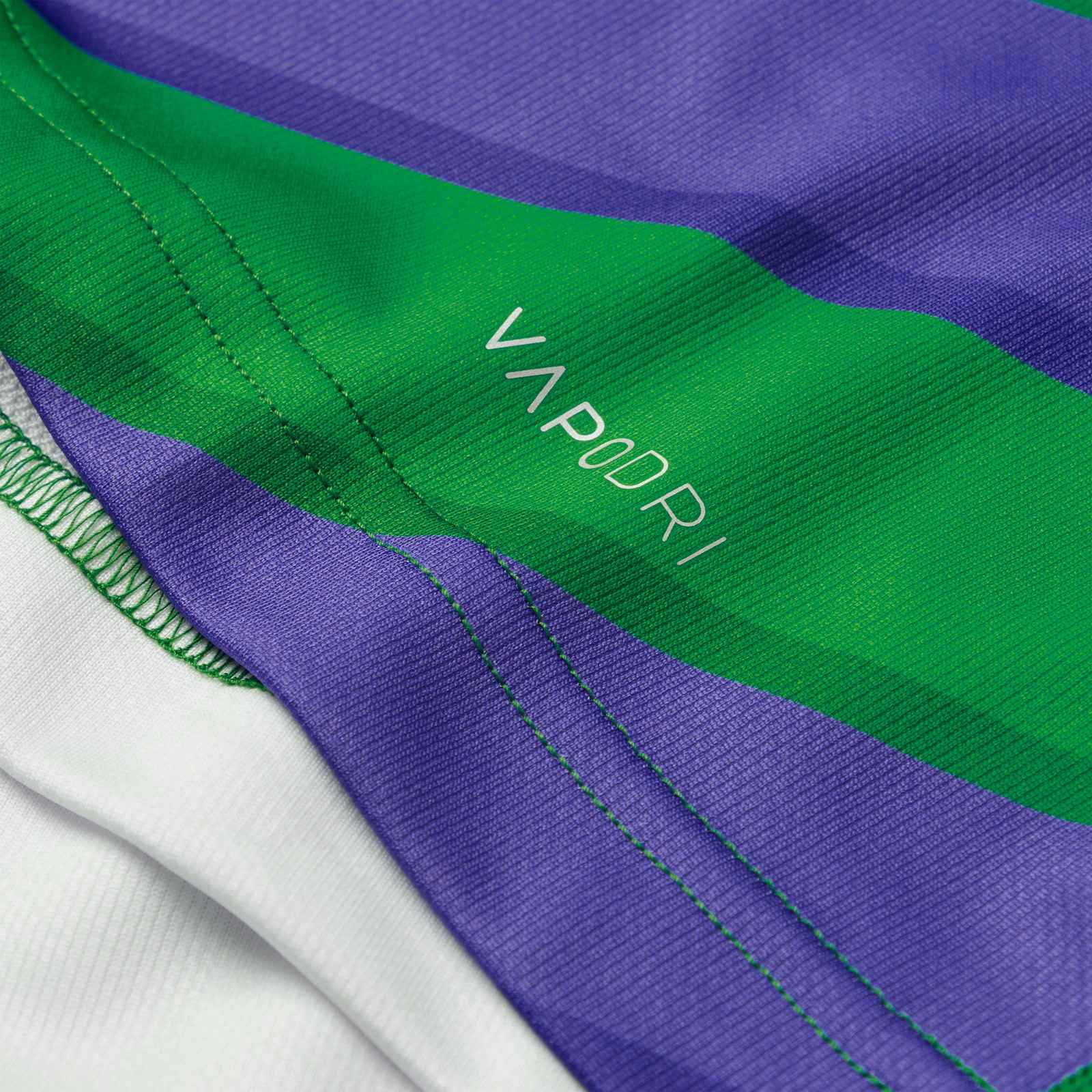 Canterbury IRFU Ireland Rugby 2026 Mens W6N Pre-Game Jersey - Image 5