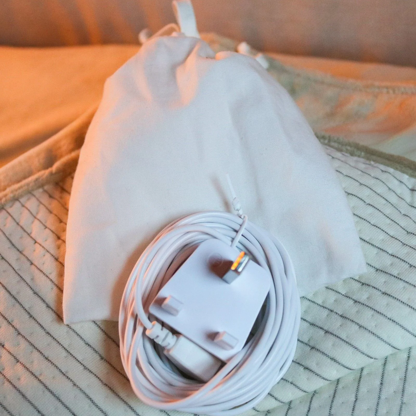 DreamAcres Luxury Grounding Blanket - Image 5