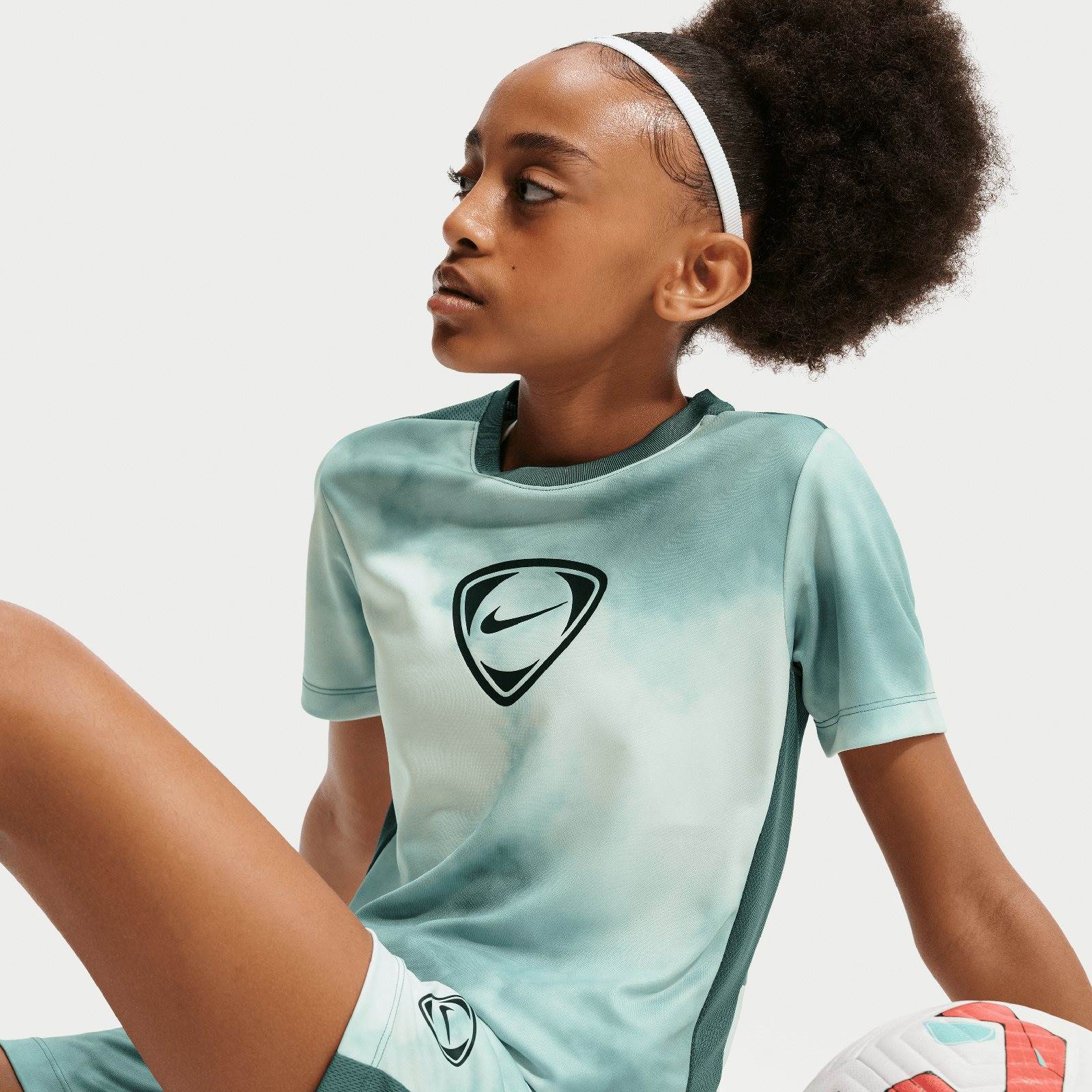 Nike Academy+ Kids Dri-FIT Short-Sleeve Soccer Top - Image 5
