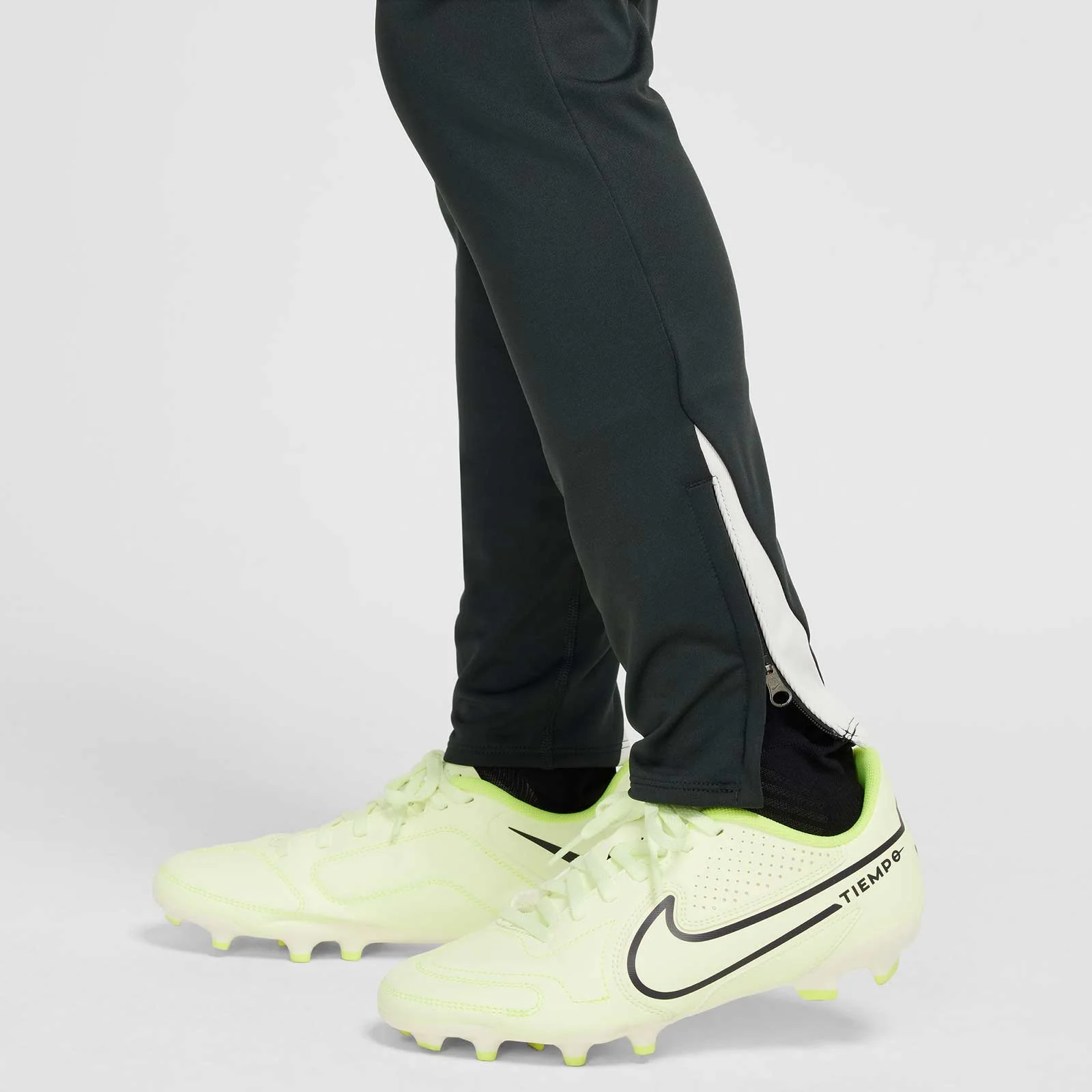 Nike Chelsea FC 2025 / 26 Kids Strike Drill Pant - Image 6