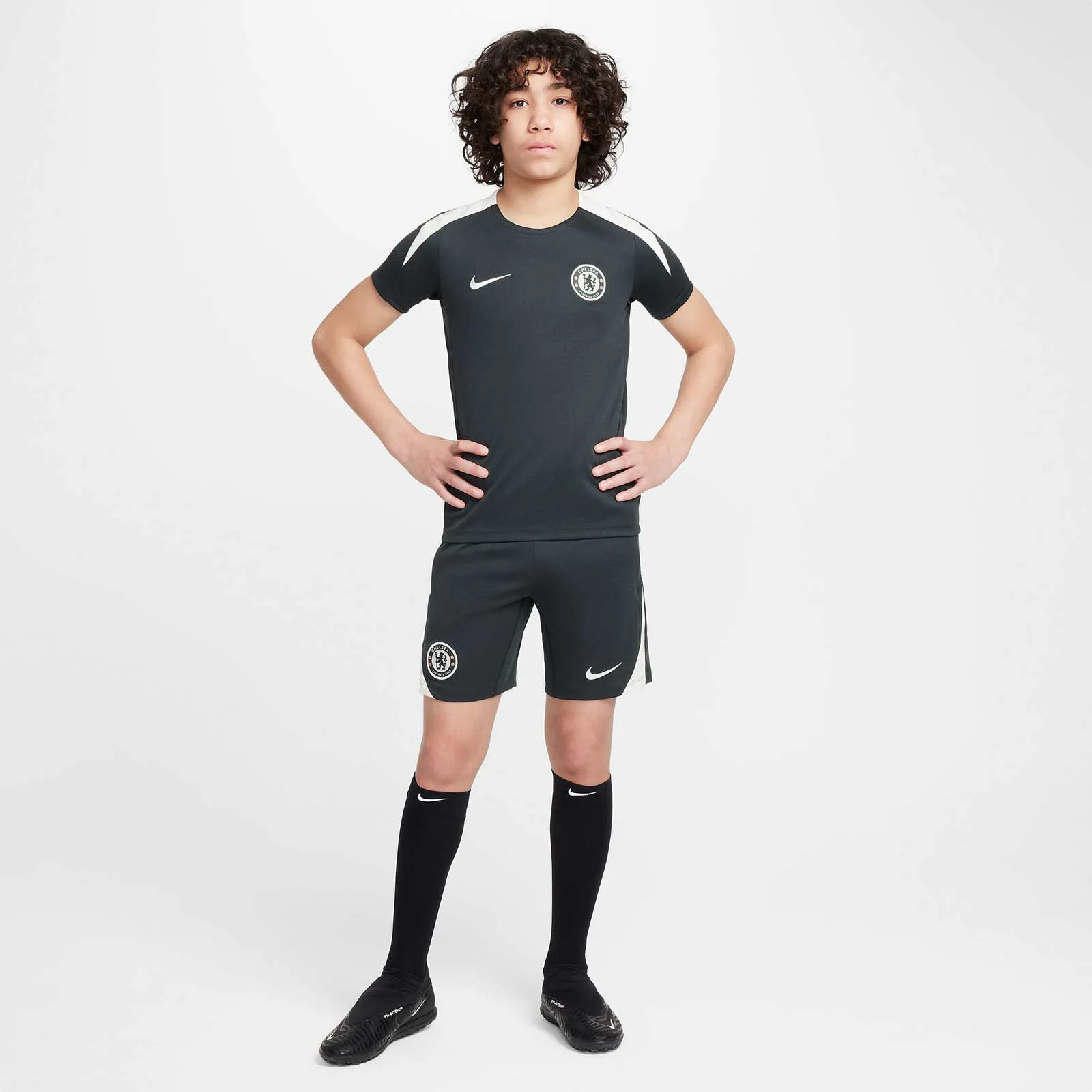 Nike Chelsea Football Club 2025/26 Kids Strike Drill T-Shirt - Image 6