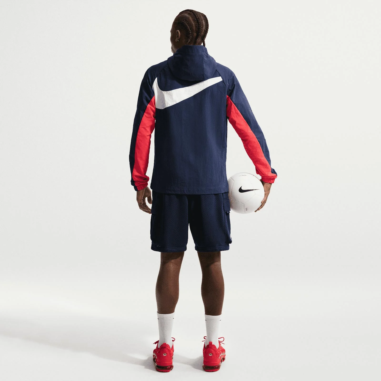 Nike Mens England World Cup 2026 AWF Soccer Woven Jacket - Image 8