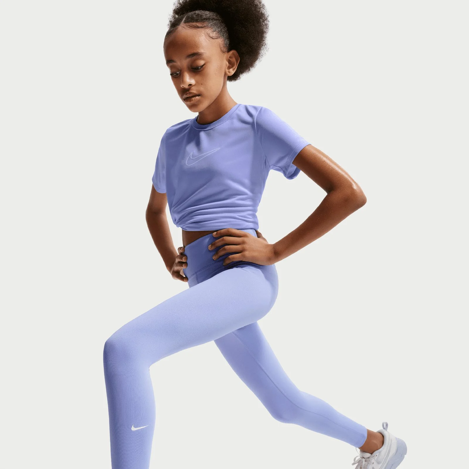 Nike One Kids Dri-FIT High-Waisted Leggings - Image 3