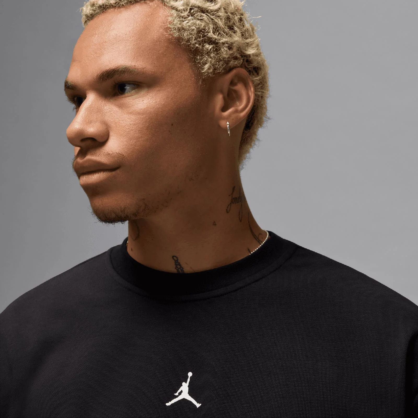 Jordan Sport Crossover Mens Dri-FIT Crew-Neck Sweatshirt - Image 3