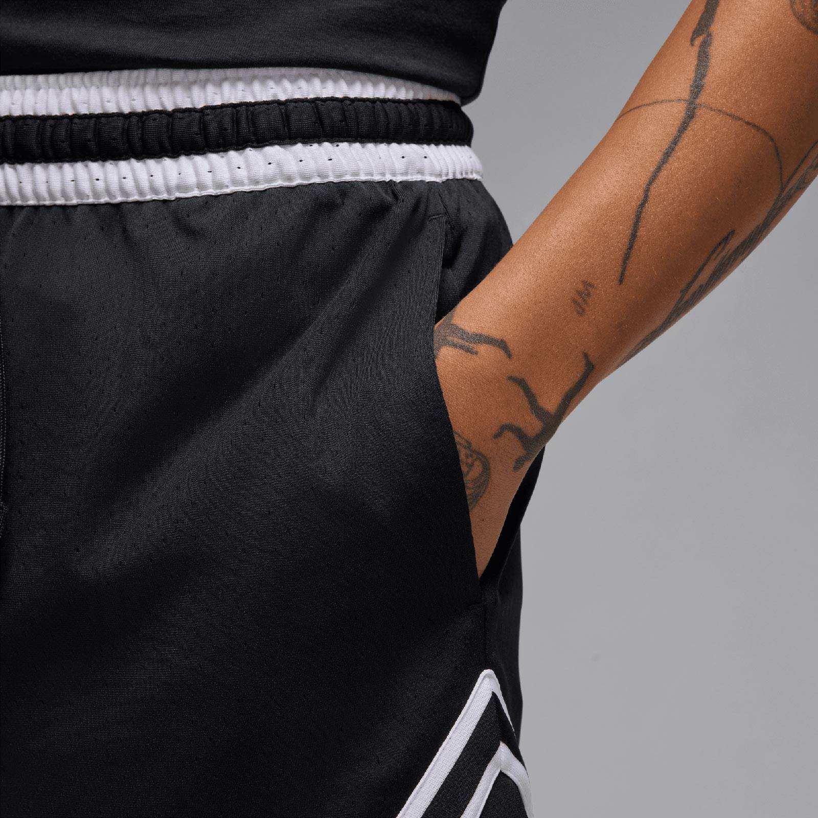 Jordan Sport Mens Dri-FIT Mesh Diamond Shorts - Image 3