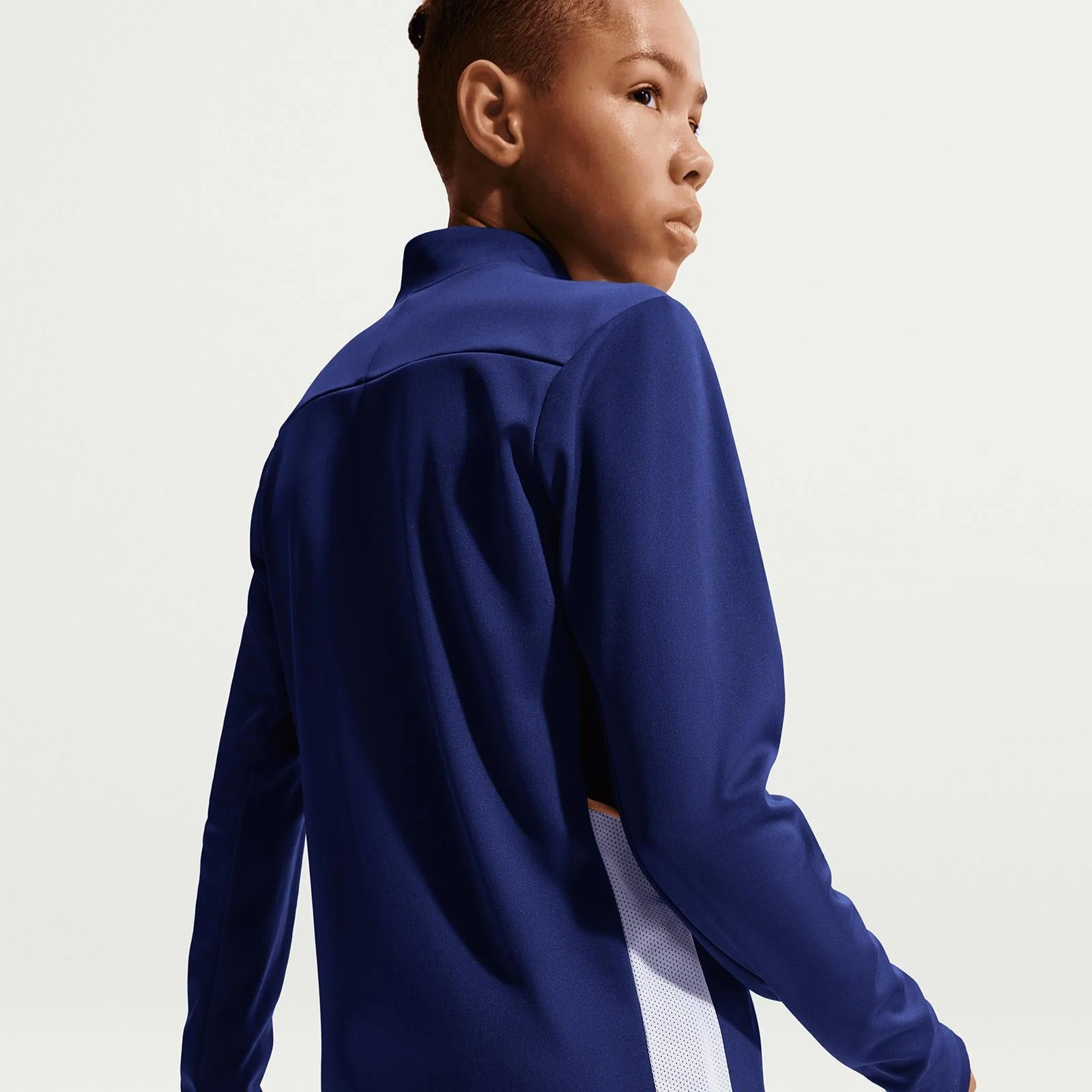 Nike Academy Kids Dri-FIT Long-Sleeve Half-Zip Soccer Drill Top - Image 4
