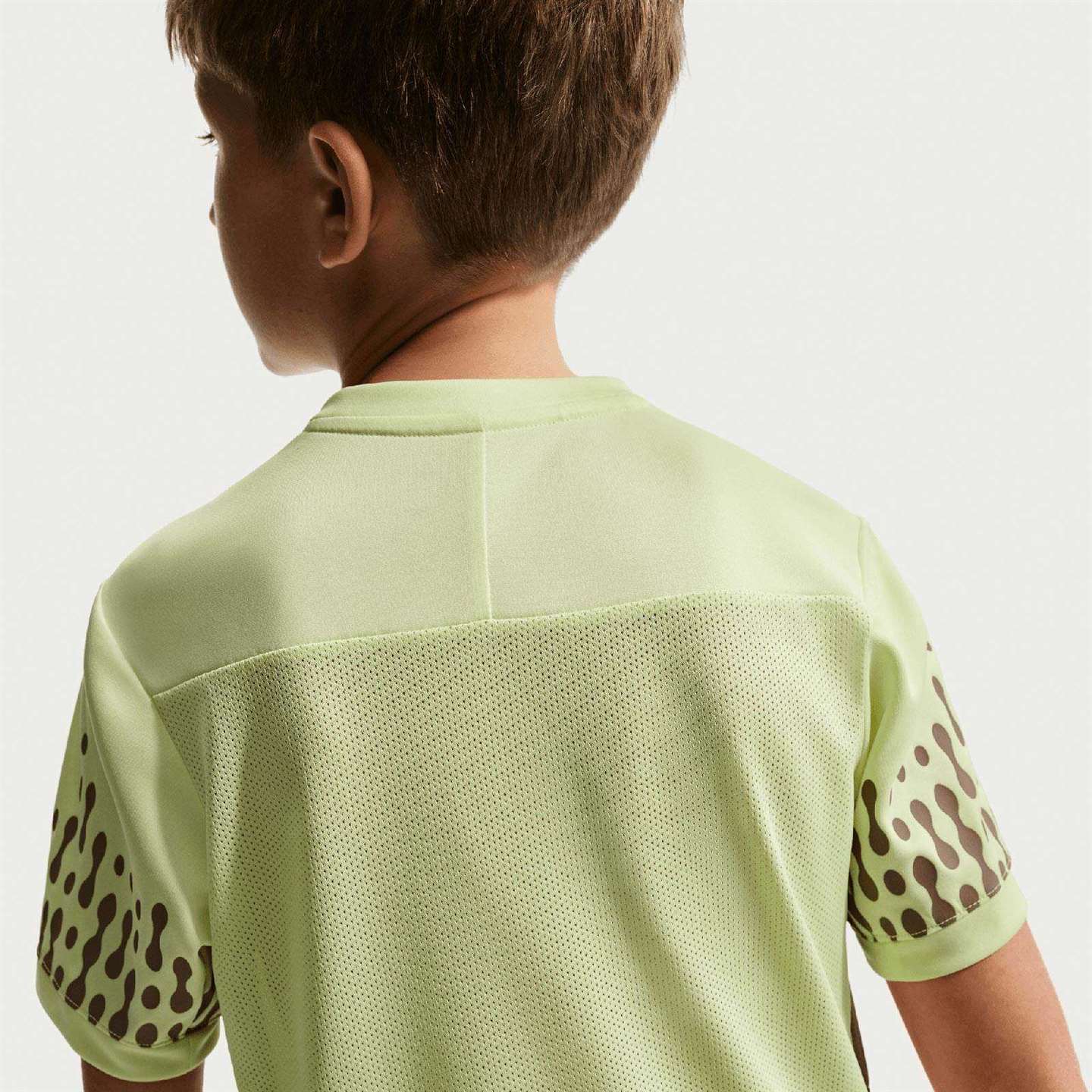 Nike Kylian Mbappé Academy Kids Dri-FIT Short-Sleeve Soccer Top - Image 7