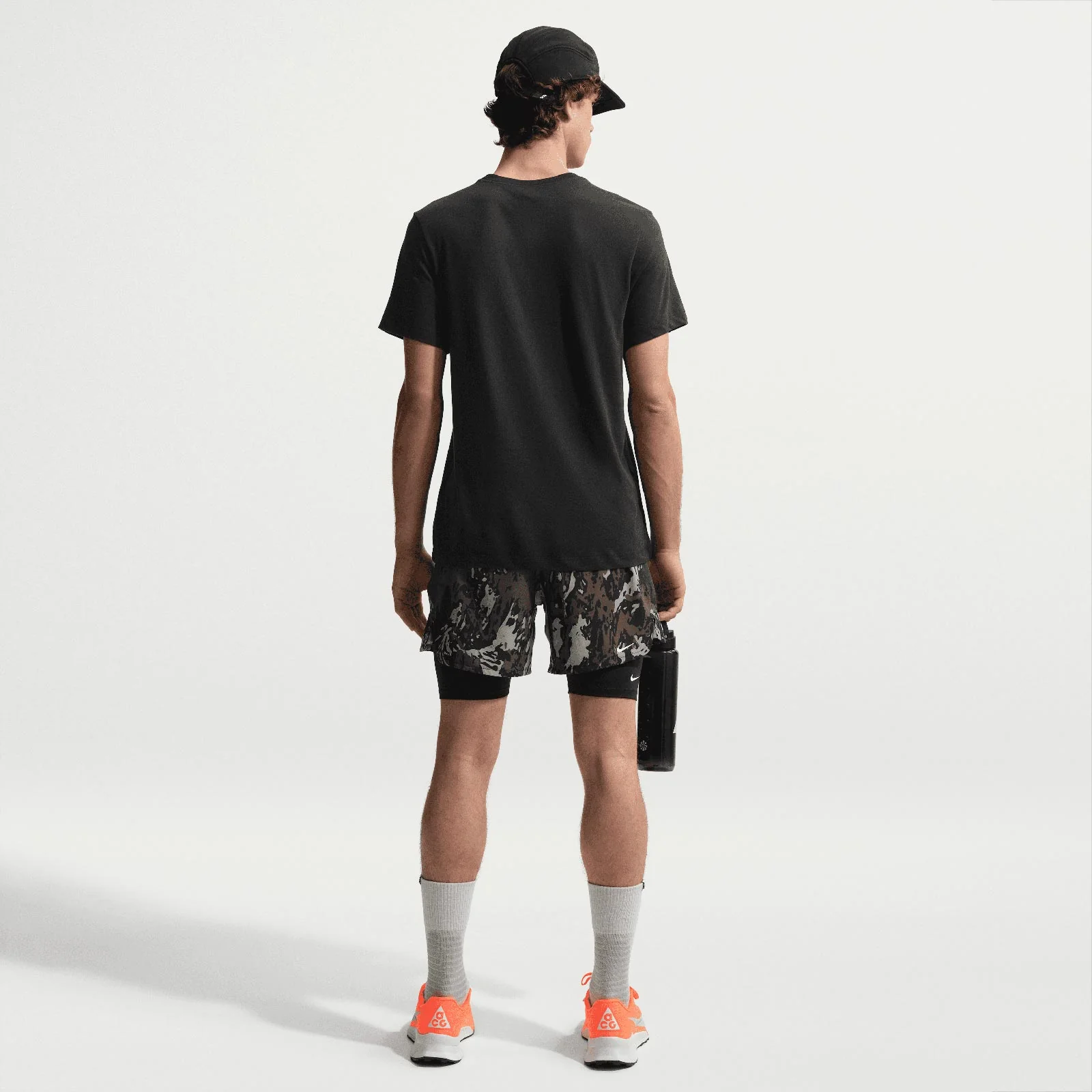 Nike ACG Mens Dri-FIT Trail T-Shirt - Image 7