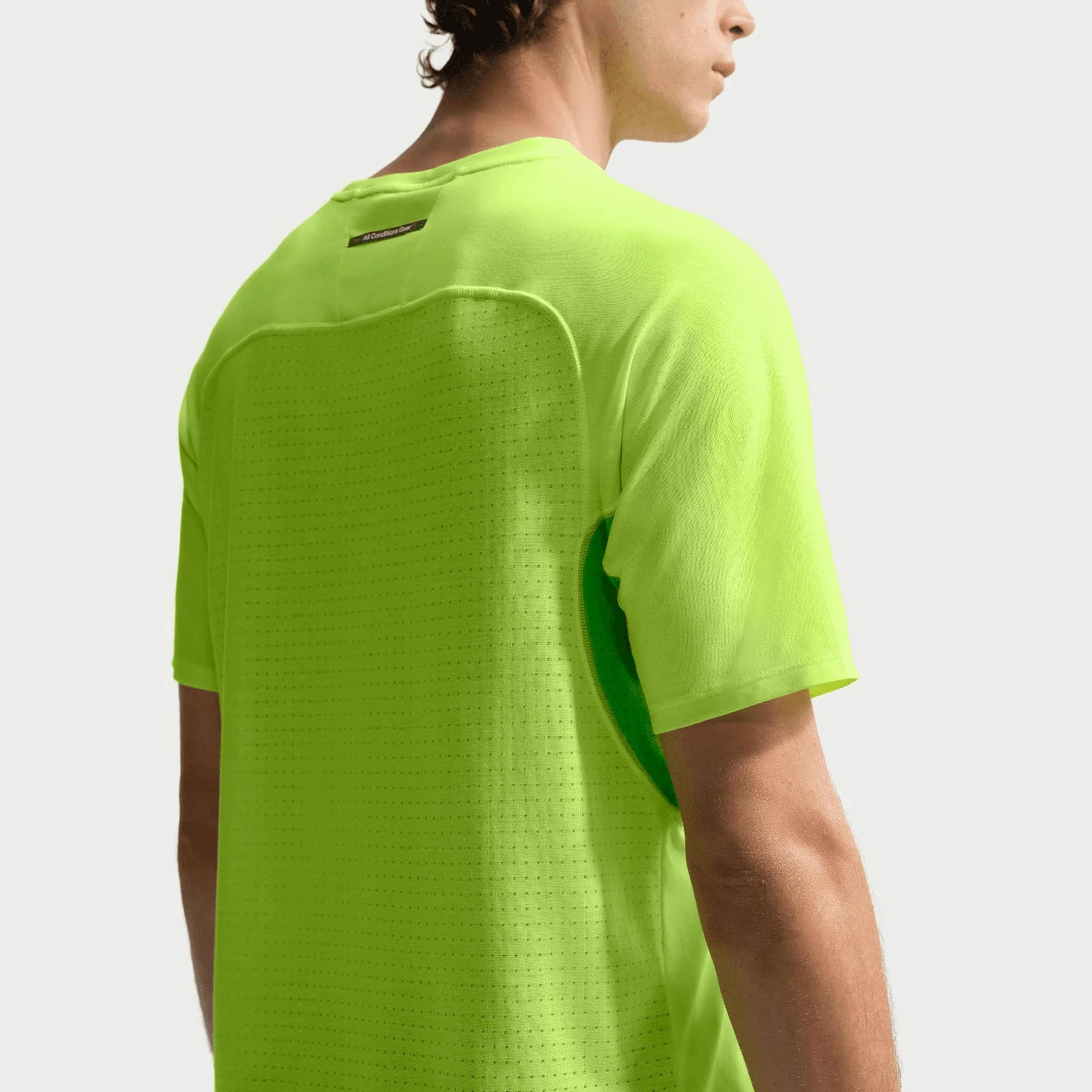 Nike ACG "Solar Chase" Mens Dri-FIT ADV Top - Image 4