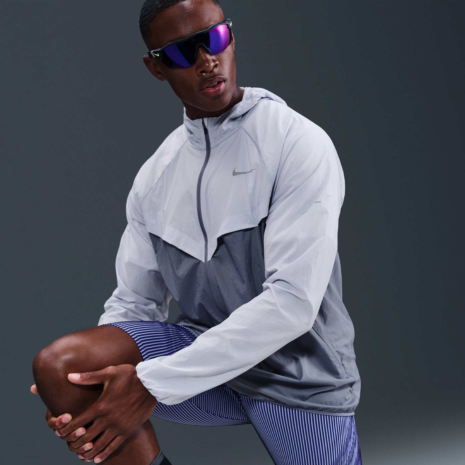 Nike Stride Mens Repel UV Running Jacket - Image 5