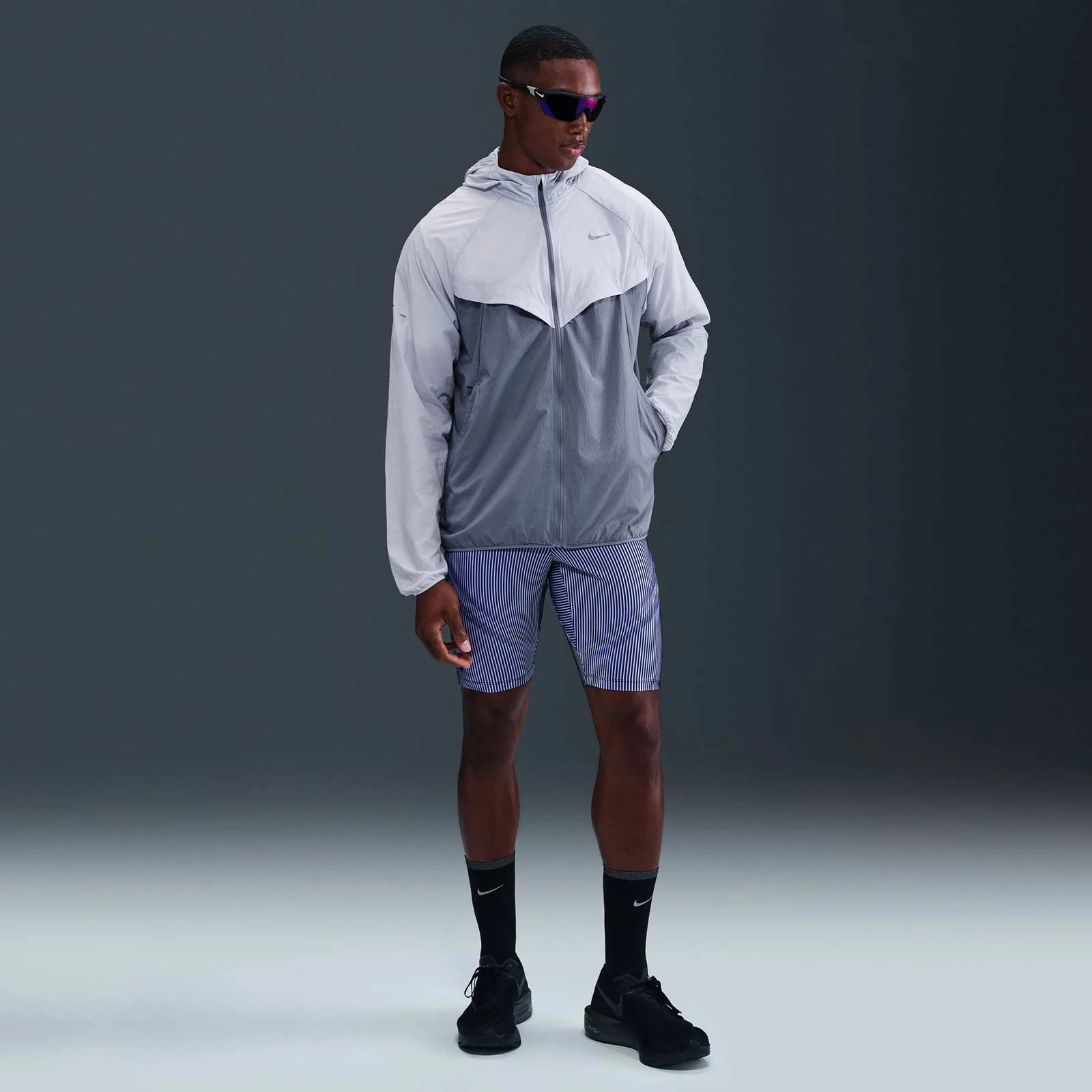 Nike Stride Mens Repel UV Running Jacket - Image 6