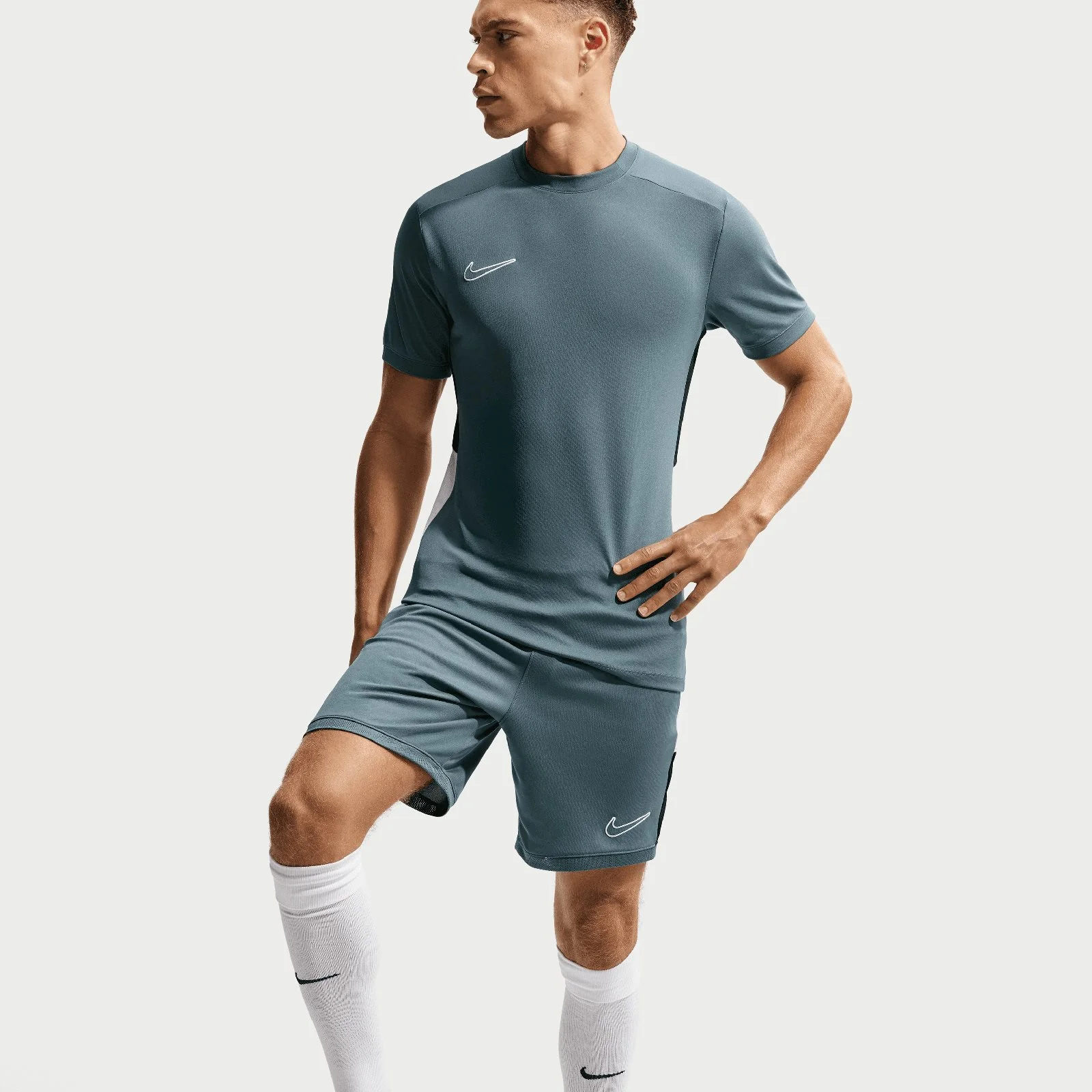 Nike Academy Mens Dri-FIT Soccer Shorts - Image 4
