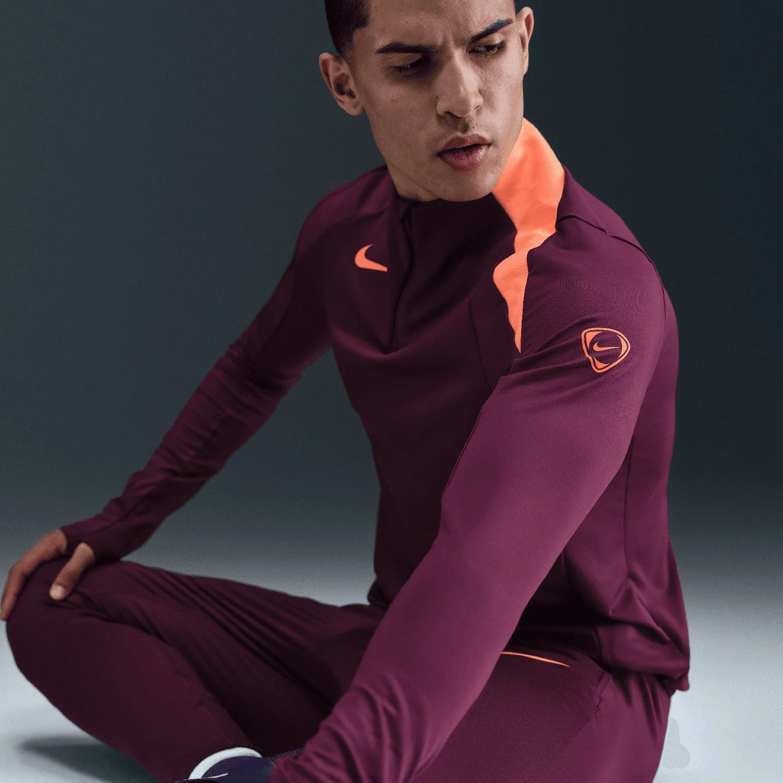 Nike Strike Mens Dri-FIT Soccer Drill Top - Image 5