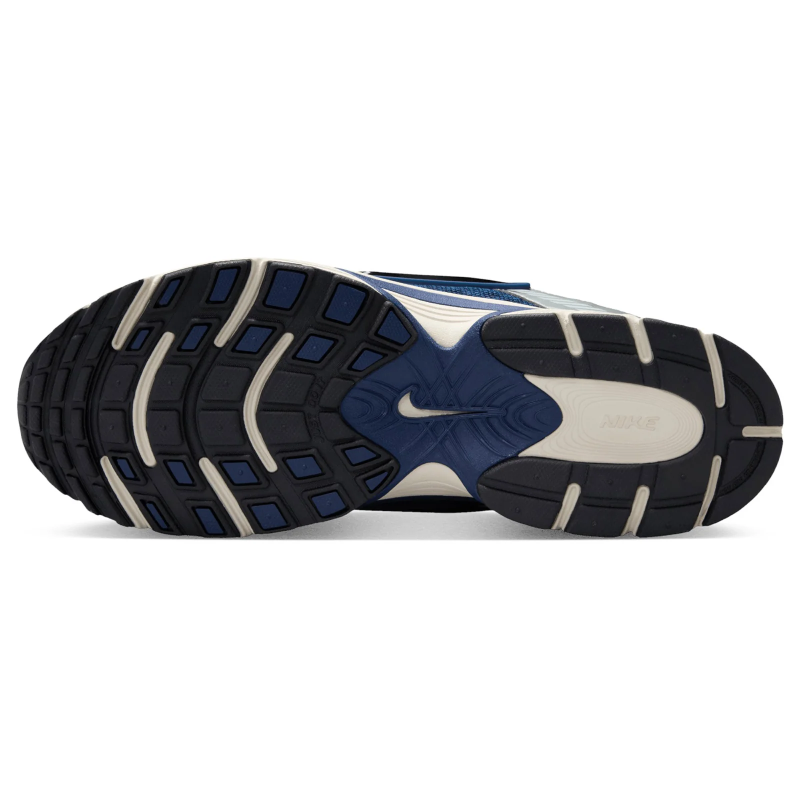 Nike V5 RNR Mens Shoes - Image 4