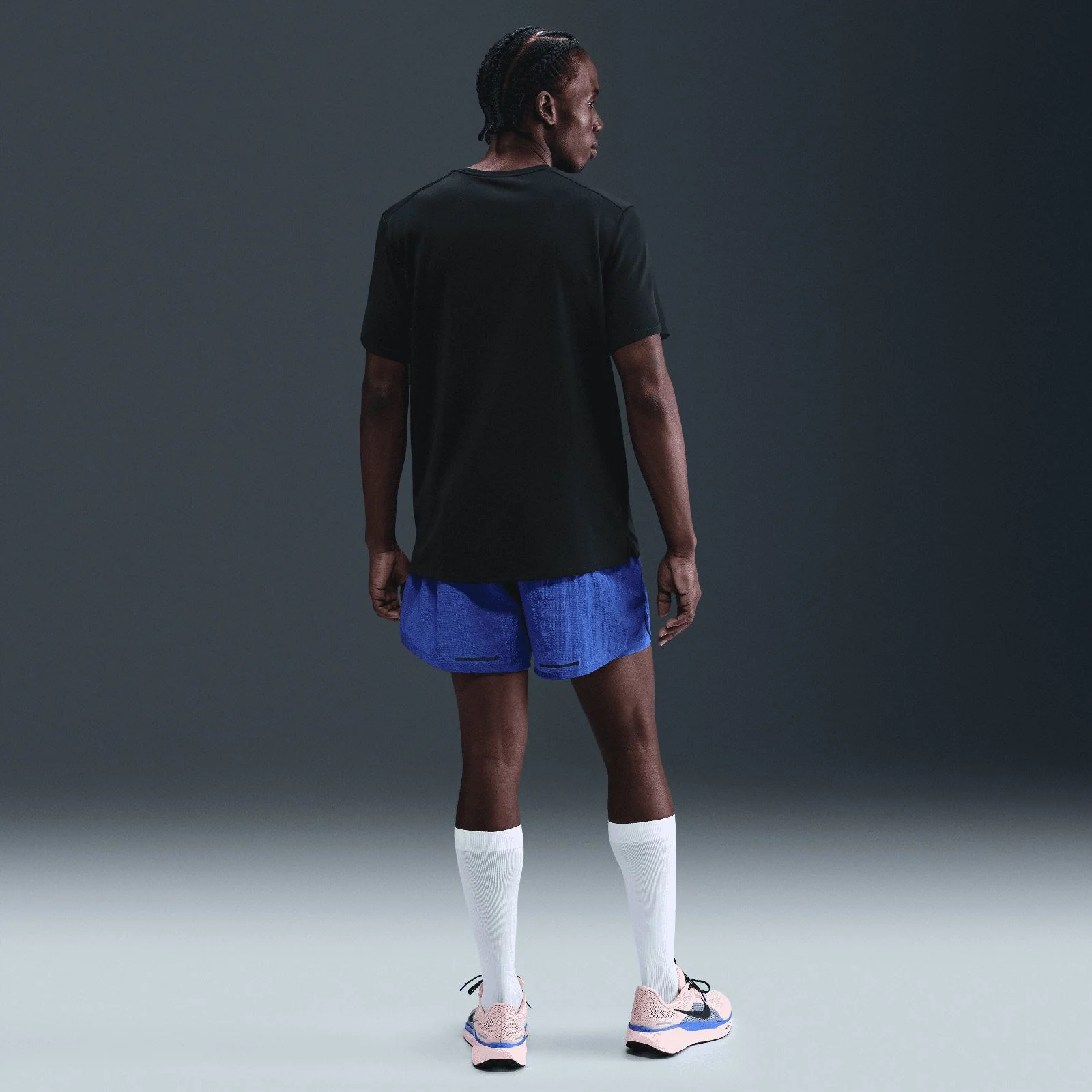 Nike Miler Mens Winterized Short-Sleeve Running Top - Image 6