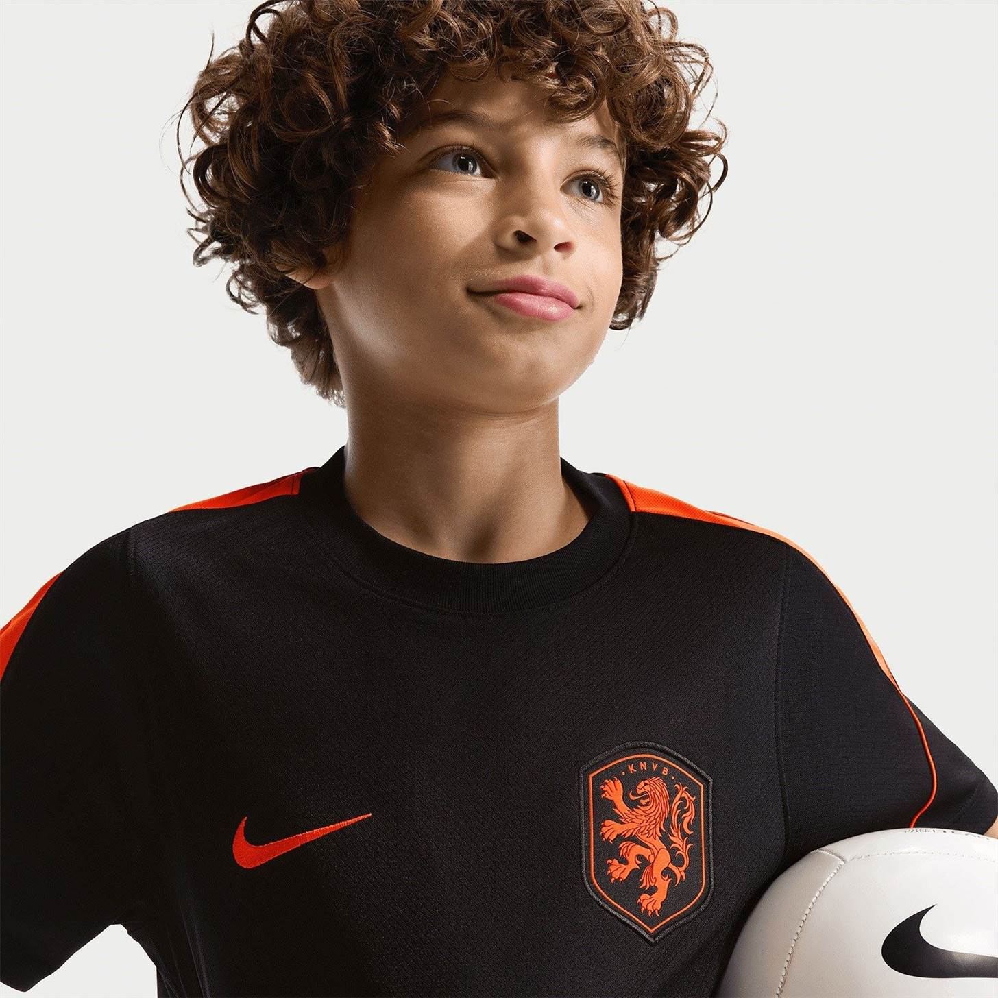 Nike Kids Netherlands World Cup 2026 Strike Soccer Dri-FIT Short-Sleeve Top - Image 5