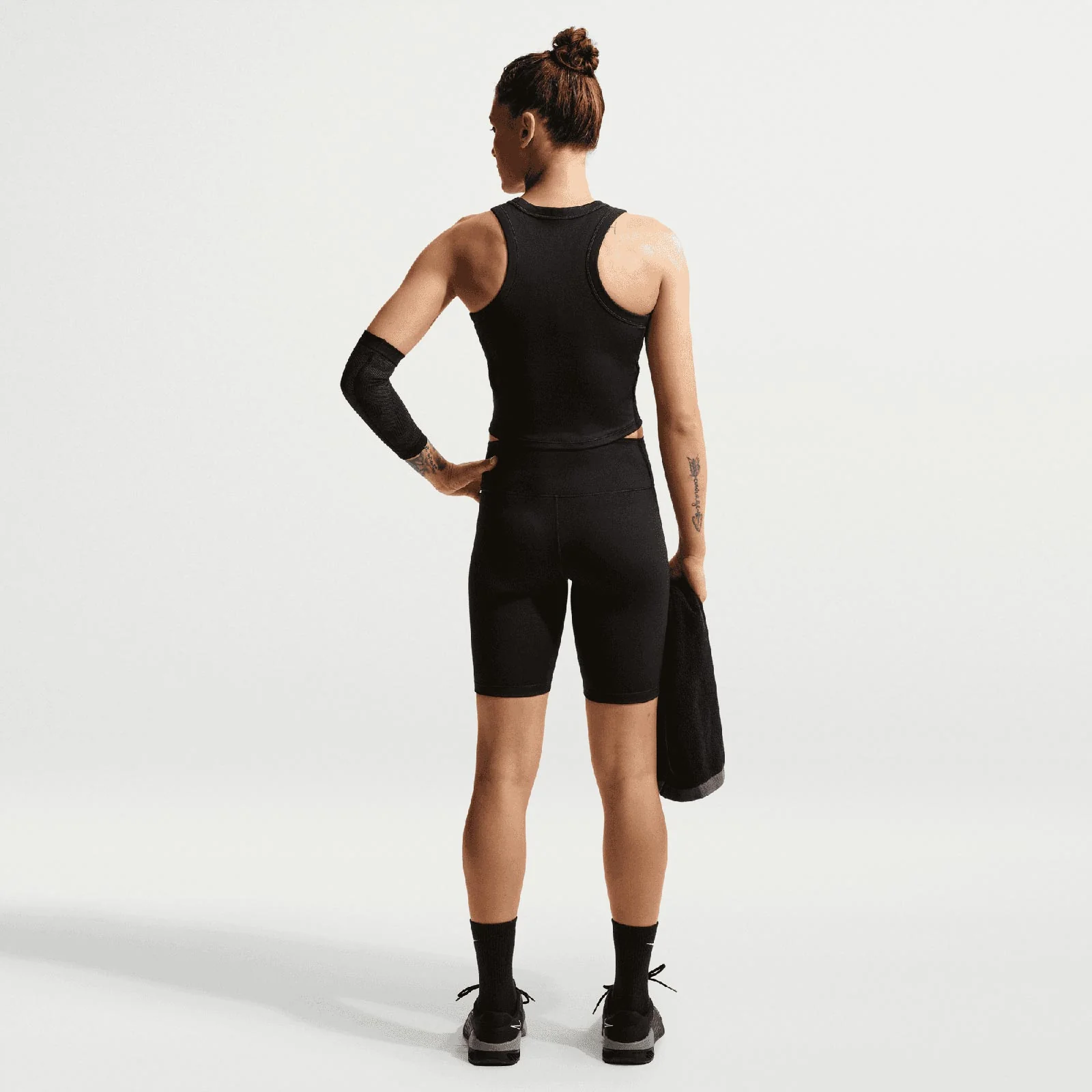 Nike One Fitted Womens Dri-FIT Cropped Tank Top - Image 7