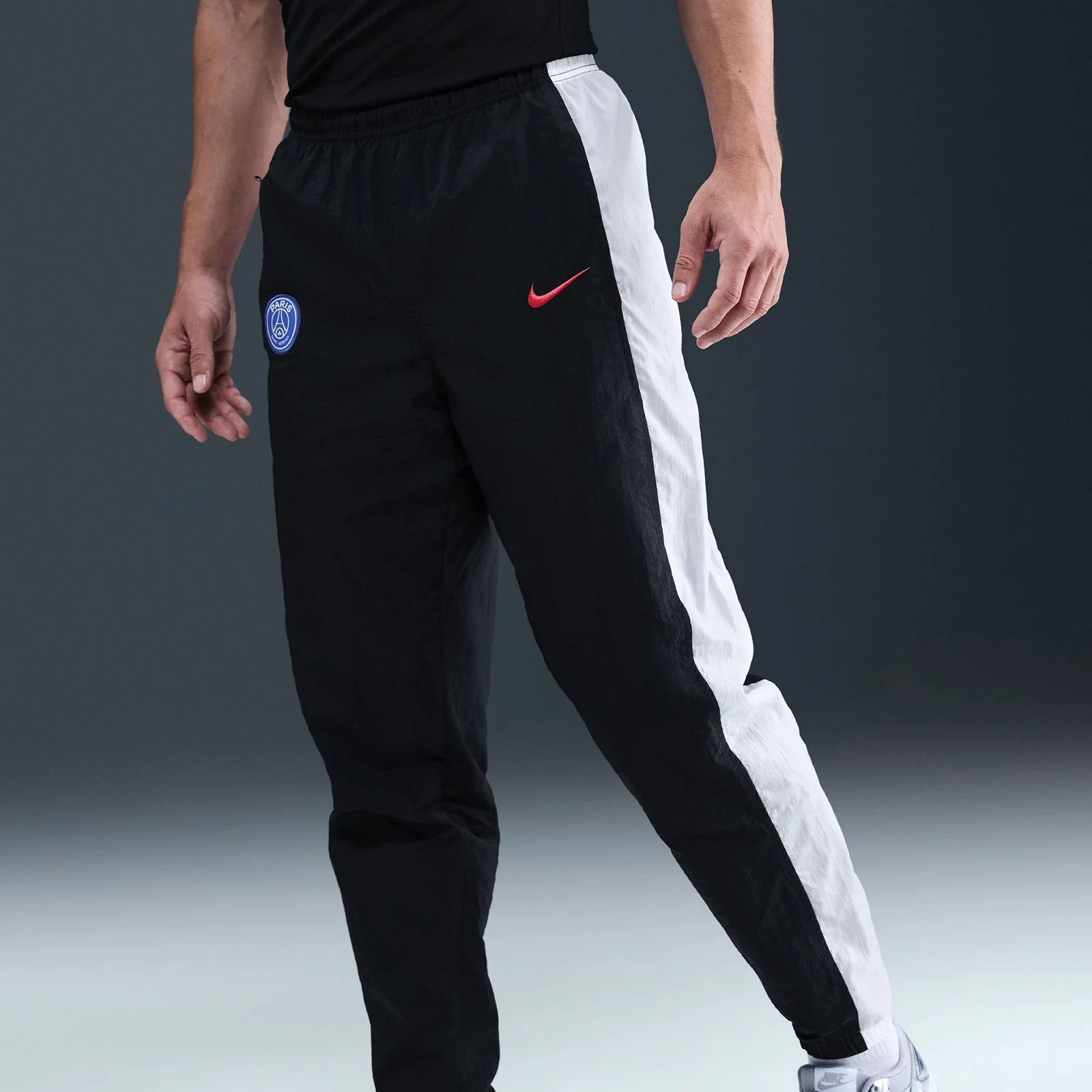 Nike Paris Saint-Germain Third Mens Total 90 Soccer Woven Track Pants - Image 4
