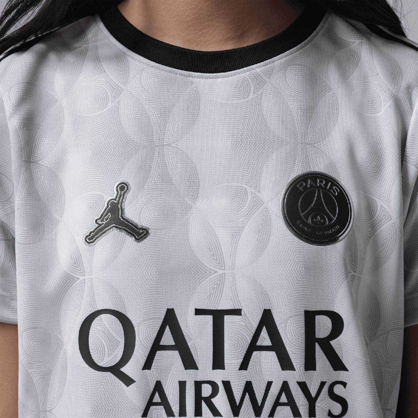 Nike Jordan Paris Saint-Germain Academy Pro Night Edition Kids Dri-FIT Soccer Short-Sleeve Pre-Match Top - Image 4