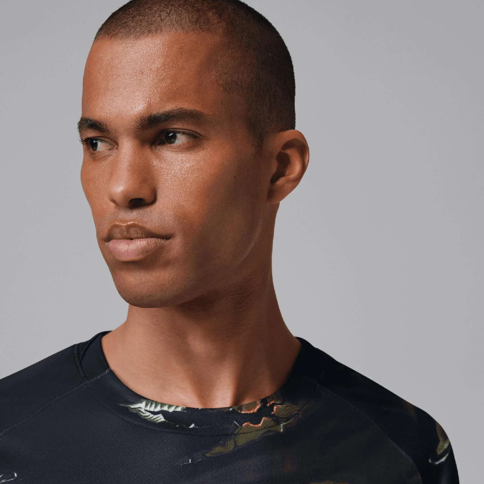 Nike Jordan Paris Saint-Germain 2026 Stadium Night Edition Mens Dri-FIT Soccer Replica Jersey - Image 6