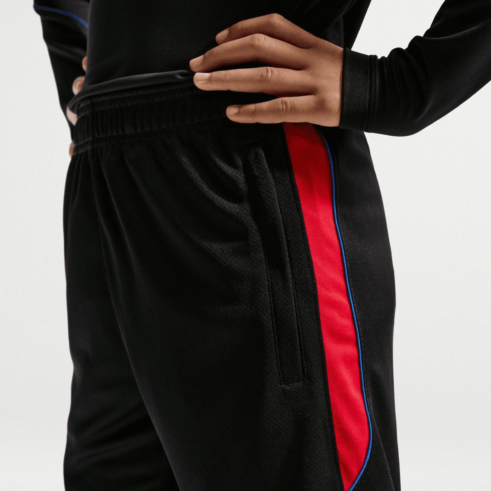 Nike Paris Saint-Germain 2026 Strike Kids Dri-FIT Soccer Knit Shorts - Image 3