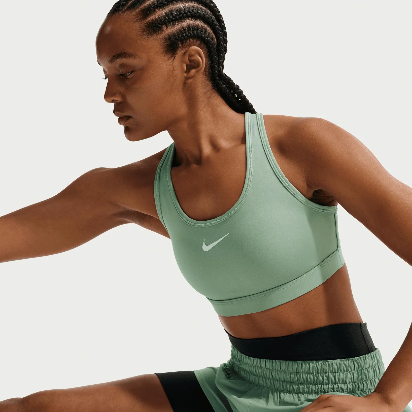 Nike Swoosh Medium Support Womens Padded Sports Bra - Image 3