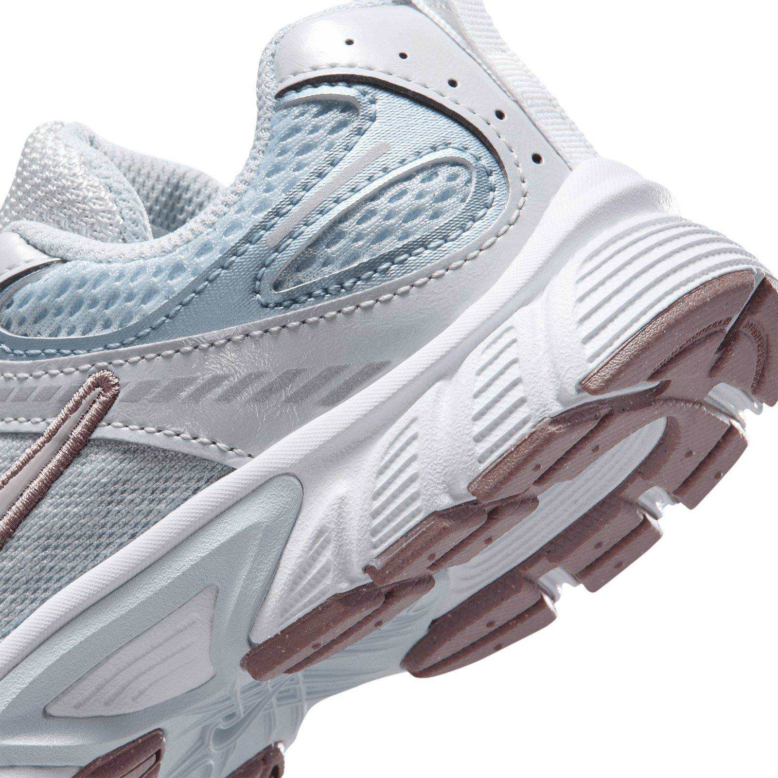 Nike V5 RNR Junior Kids Shoes - Image 6