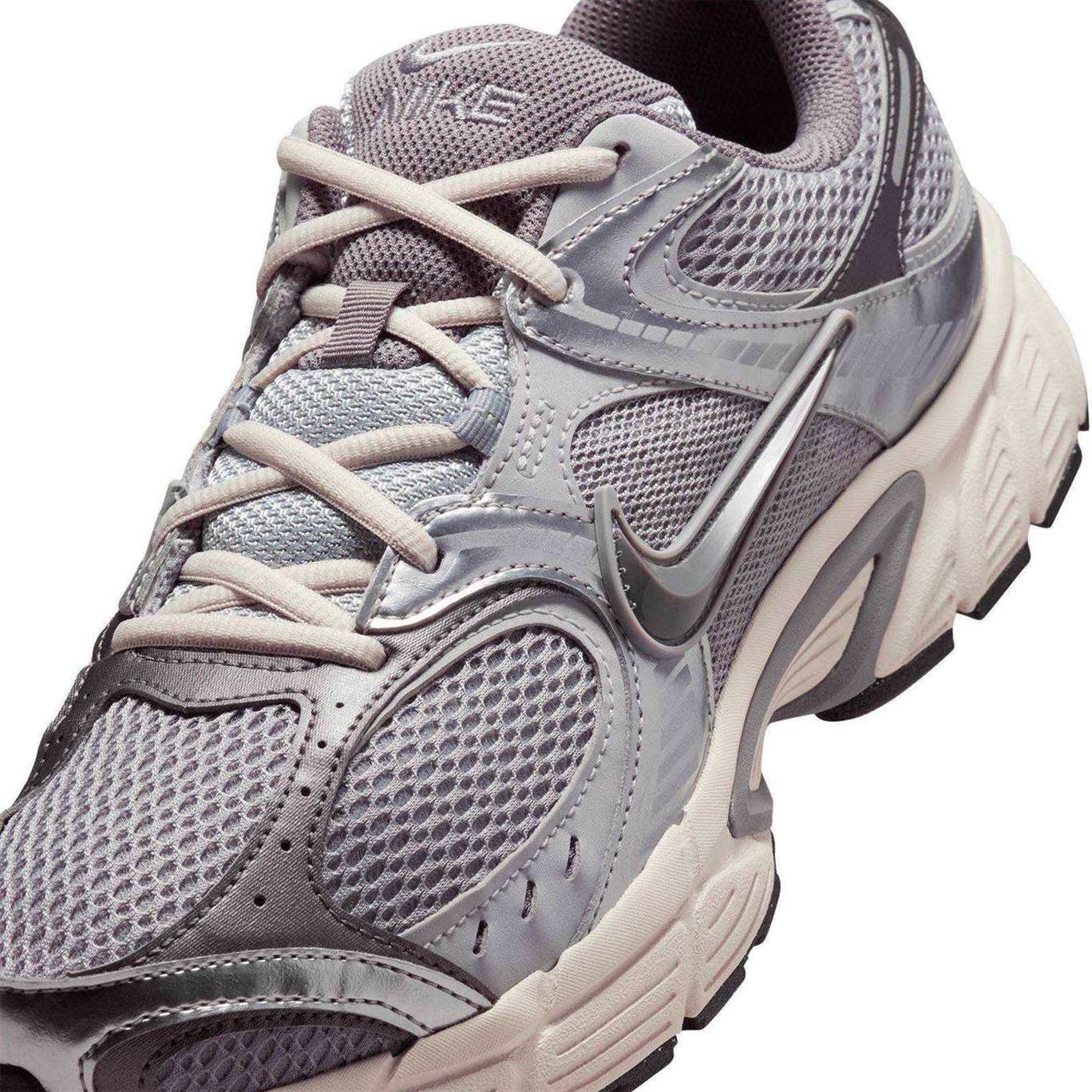 Nike V5 RNR Mens Shoes - Image 5