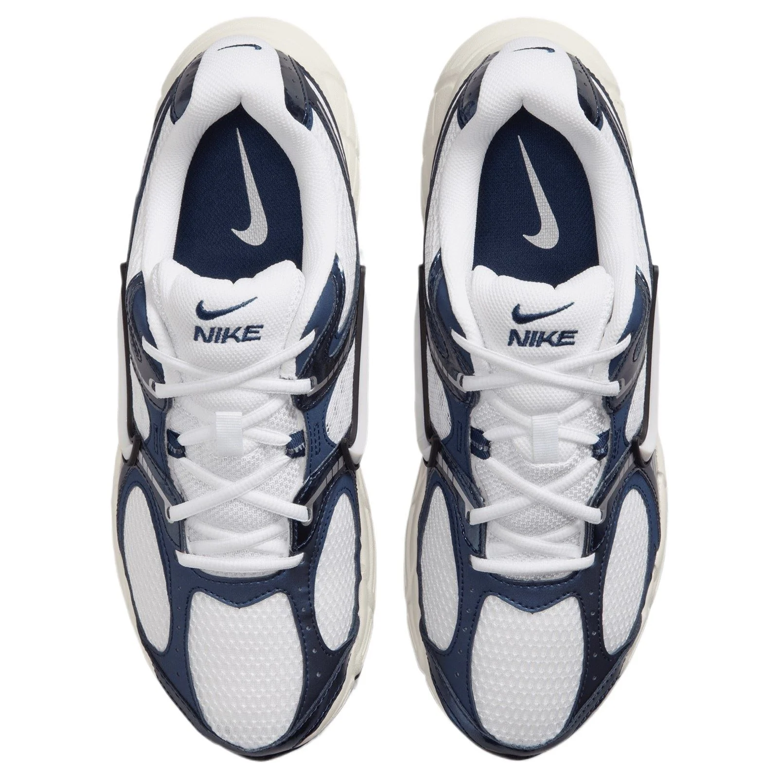 Nike V5 RNR Mens Shoes - Image 3