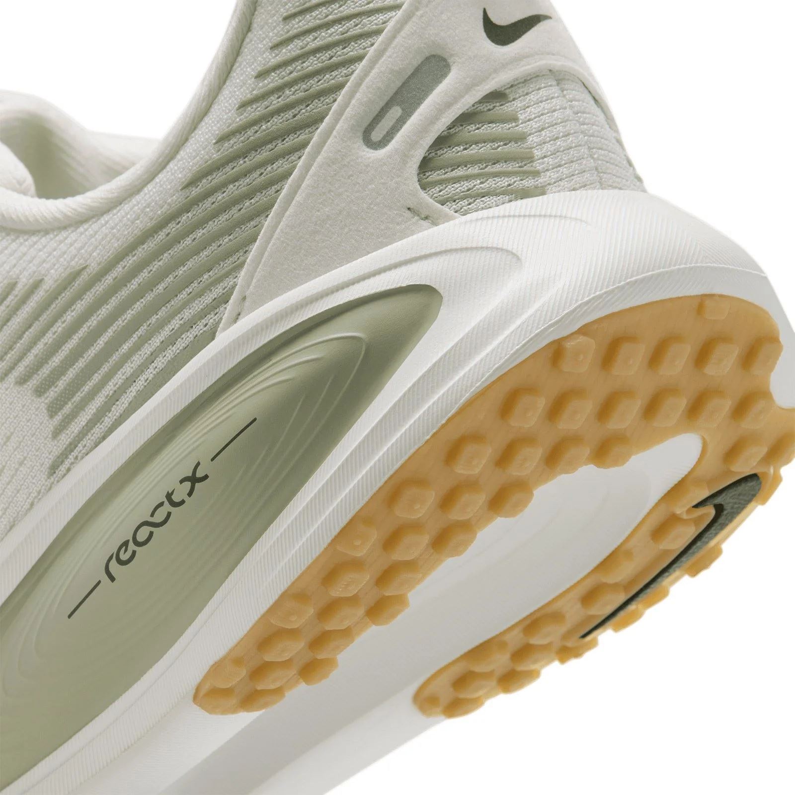 Nike Vomero 18 Kids Road Running Shoes - Image 6