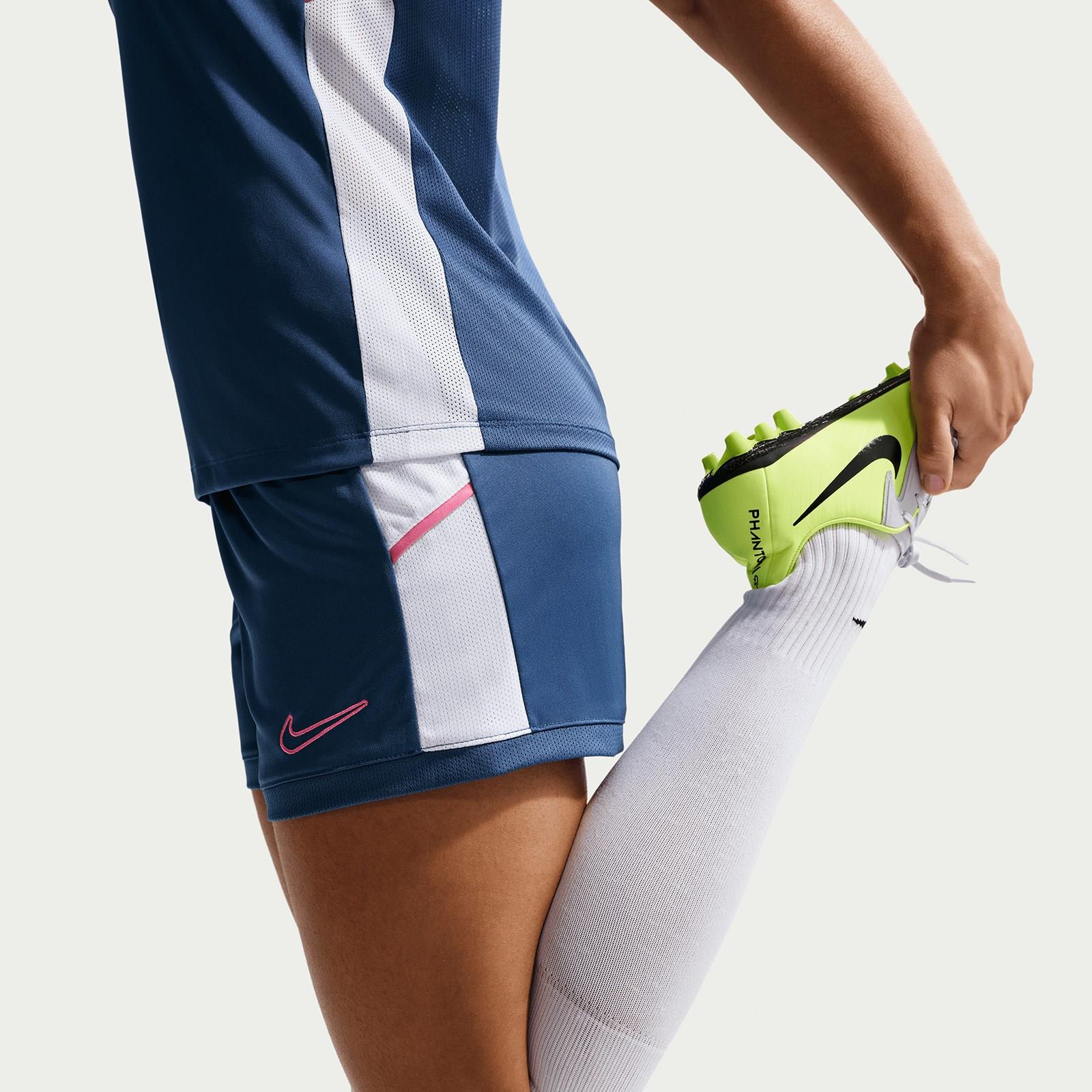Nike Academy Womens Dri-FIT 4" Soccer Shorts - Image 4