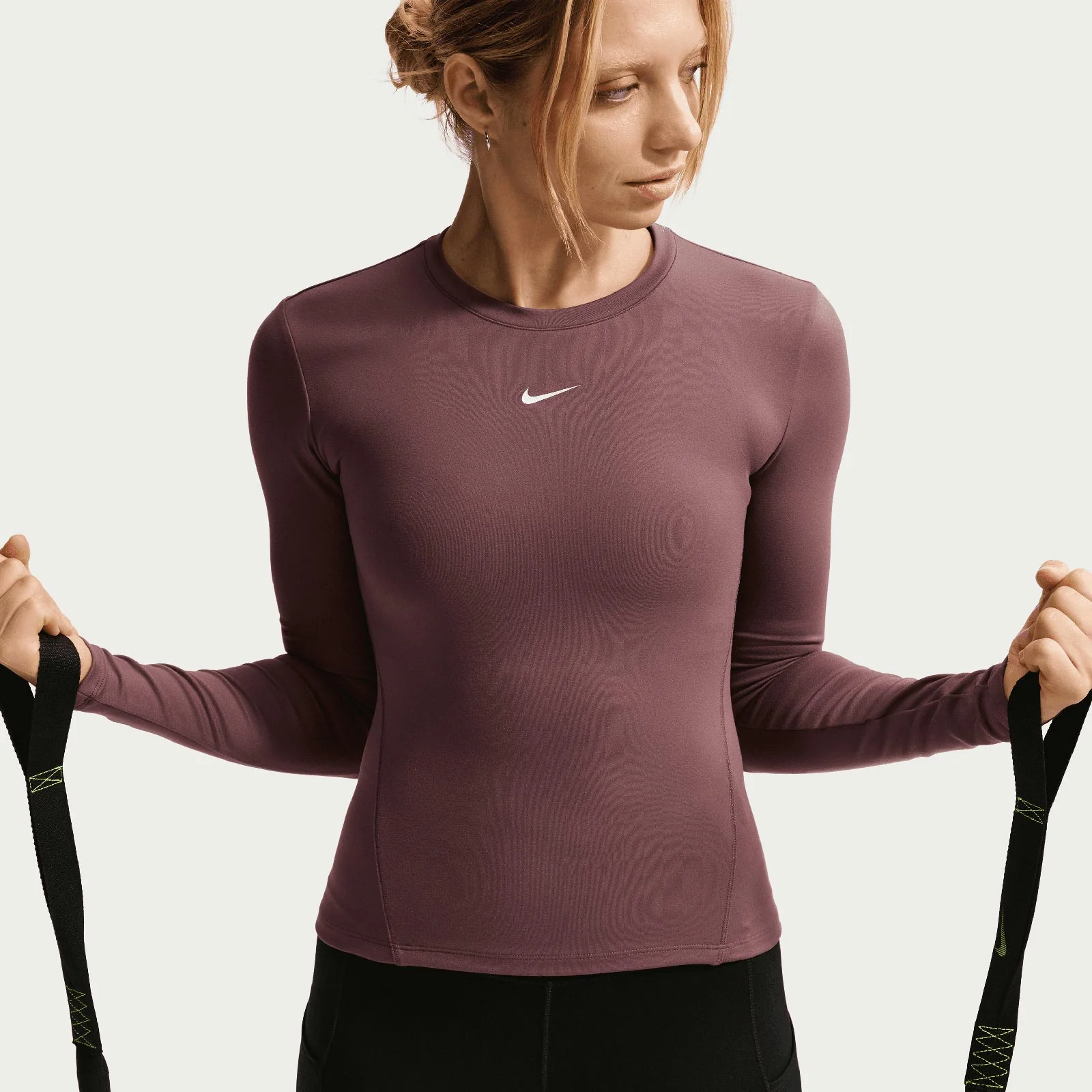 Nike One Fitted Womens Dri-FIT Long-Sleeve Top - Image 5
