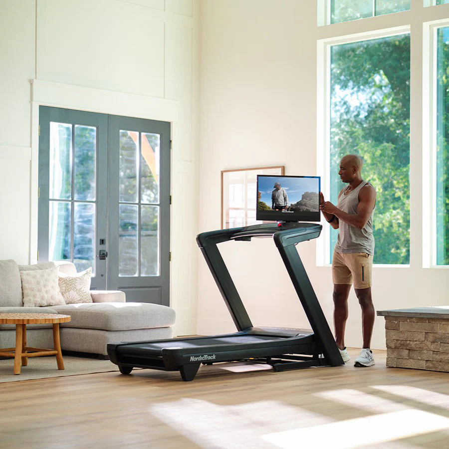 Nordic Track C2450 Foldable Treadmill - Image 6