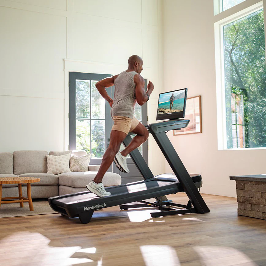 Nordic Track C2450 Foldable Treadmill - Image 8