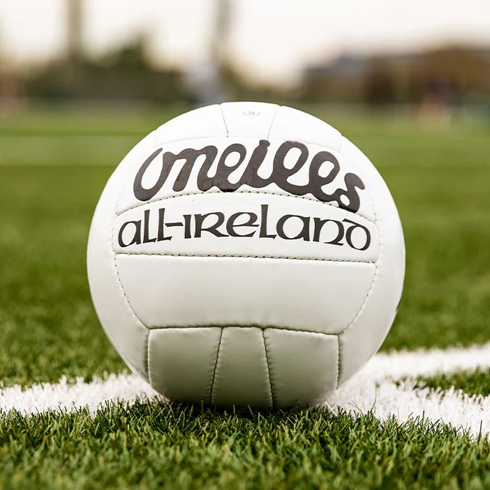 O'Neills All Ireland Gaelic Football Size 5 - 10 Pack - Image 4