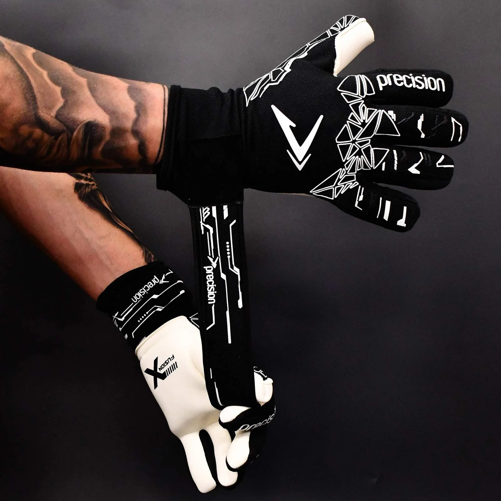 Precision Junior Fusion X Pro Lite Giga Goalkeeper Gloves - Image 6