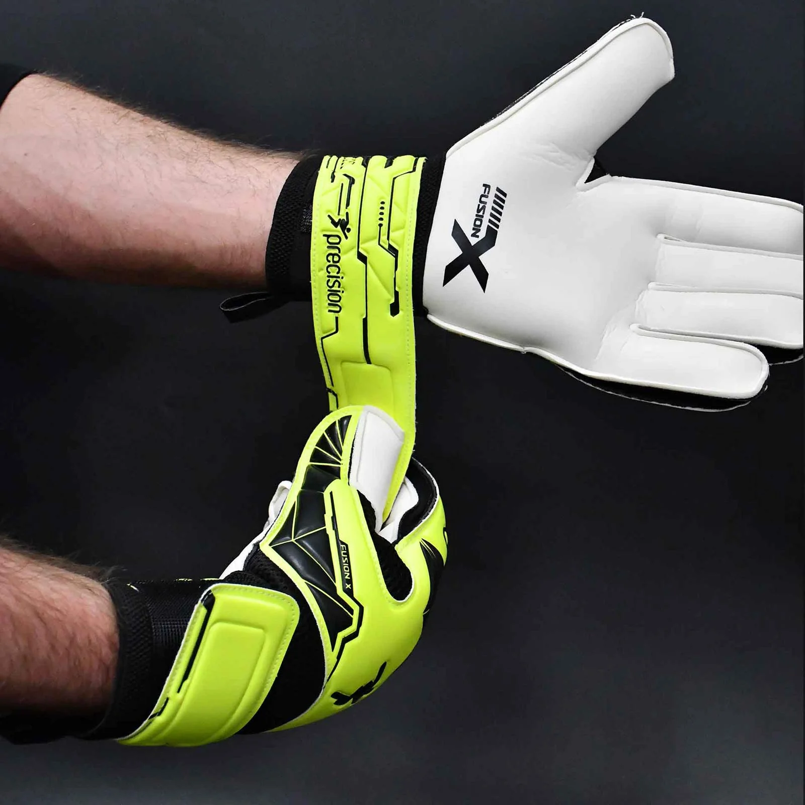 Precision Junior Fusion X Flat Cut Essential Goalkeeper Gloves - Image 3