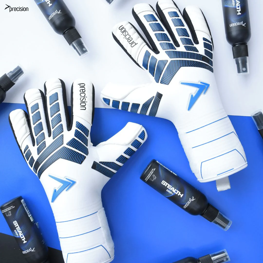 Precision Elite 3.0 Giga Goalkeeper Gloves - Image 13