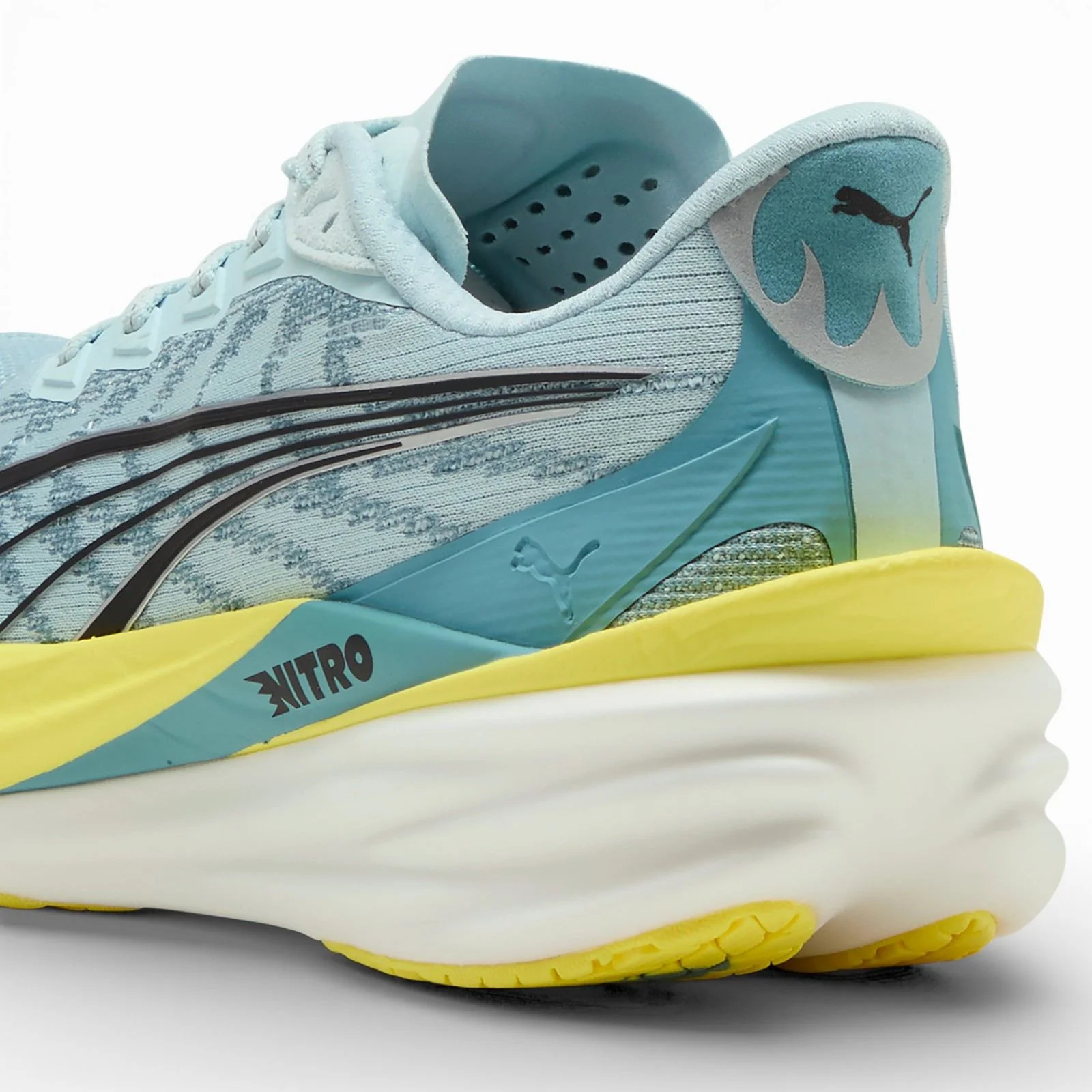 Puma Deviate NITRO™ 4 Mens Cushioned Running Shoes - Image 4