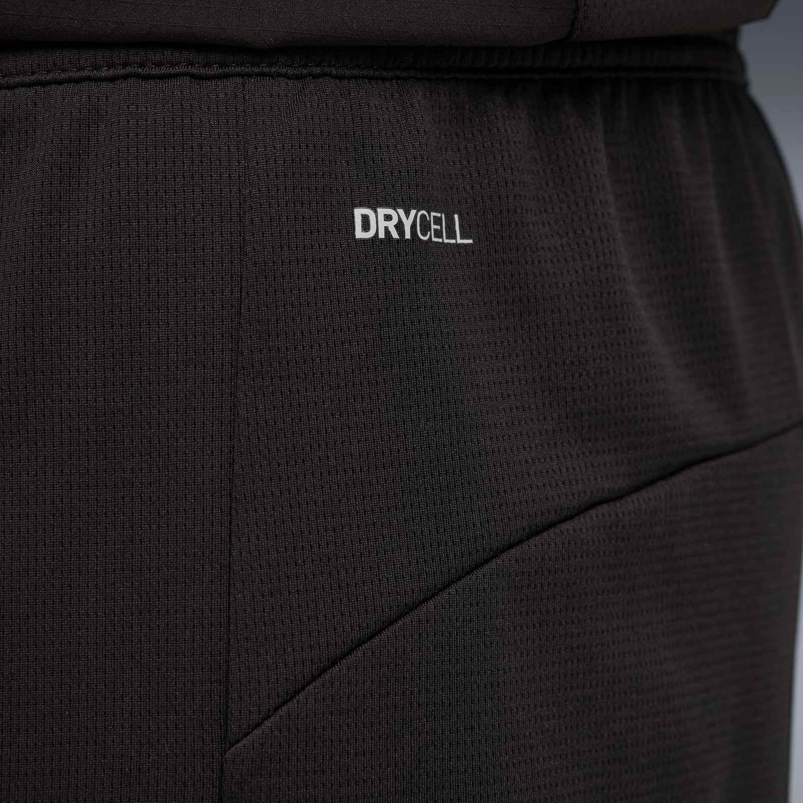 Puma Manchester City Football 2025/26 Adults Away Short - Image 4