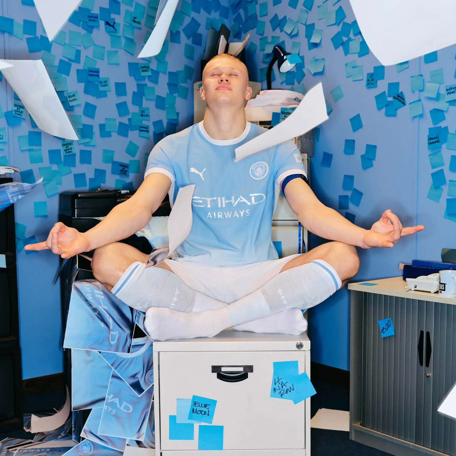Puma Manchester City FC 2026/27 Adults Long-Sleeve Home Jersey - Image 10