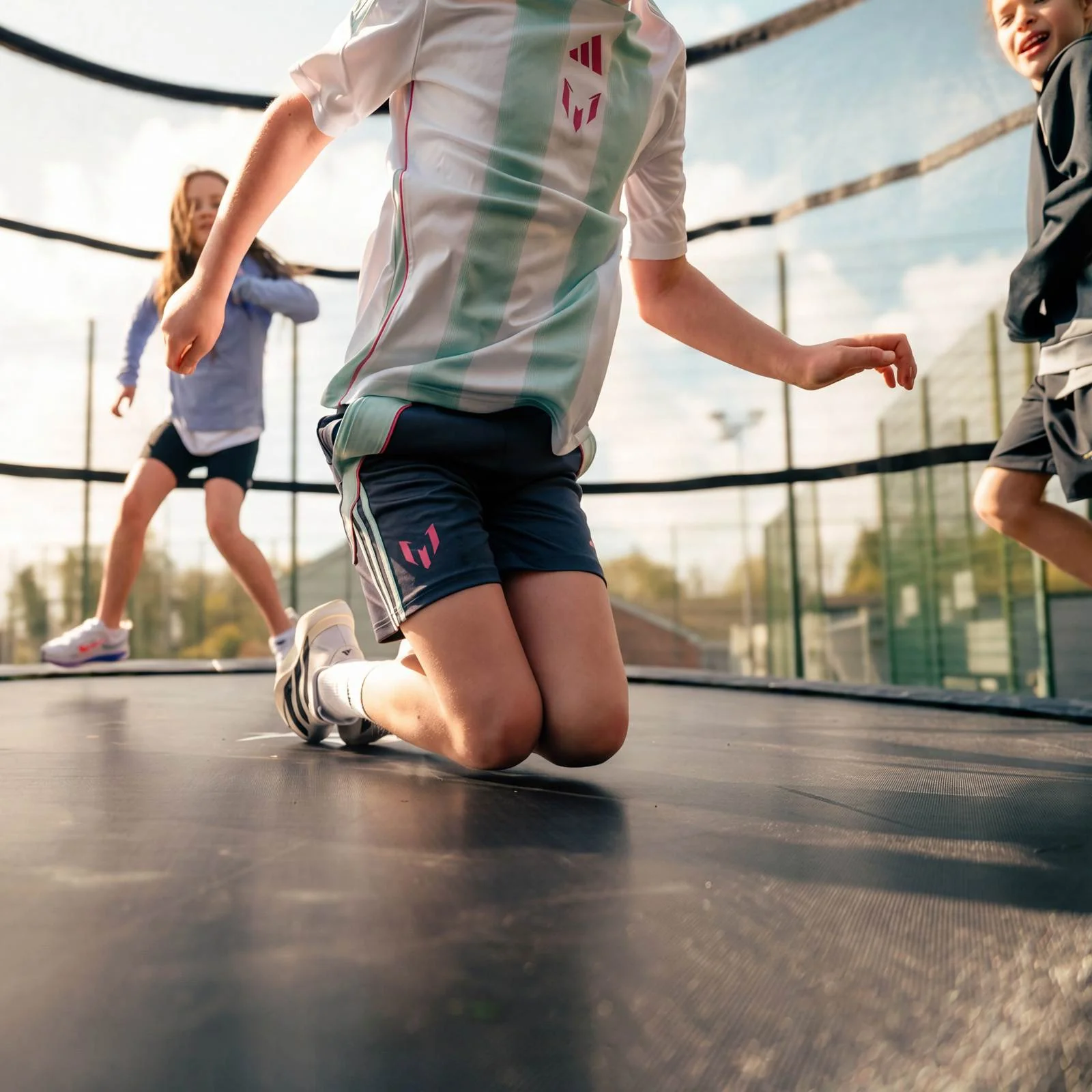 Rival 13ft Outdoor Trampoline with Enclosure - Black - Image 4