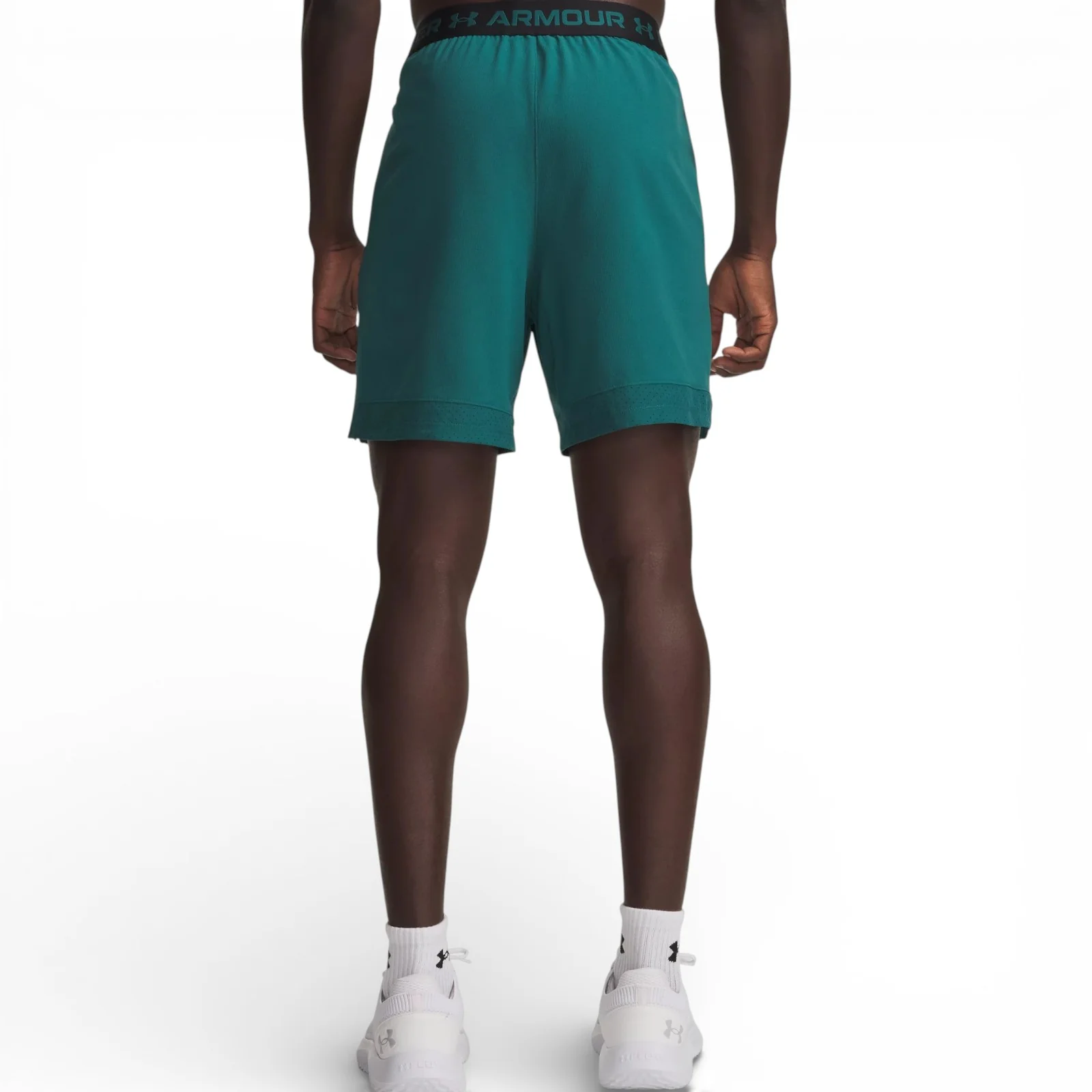 Under Armour Vanish Woven Stretch Mens 6 inch Shorts - Image 2